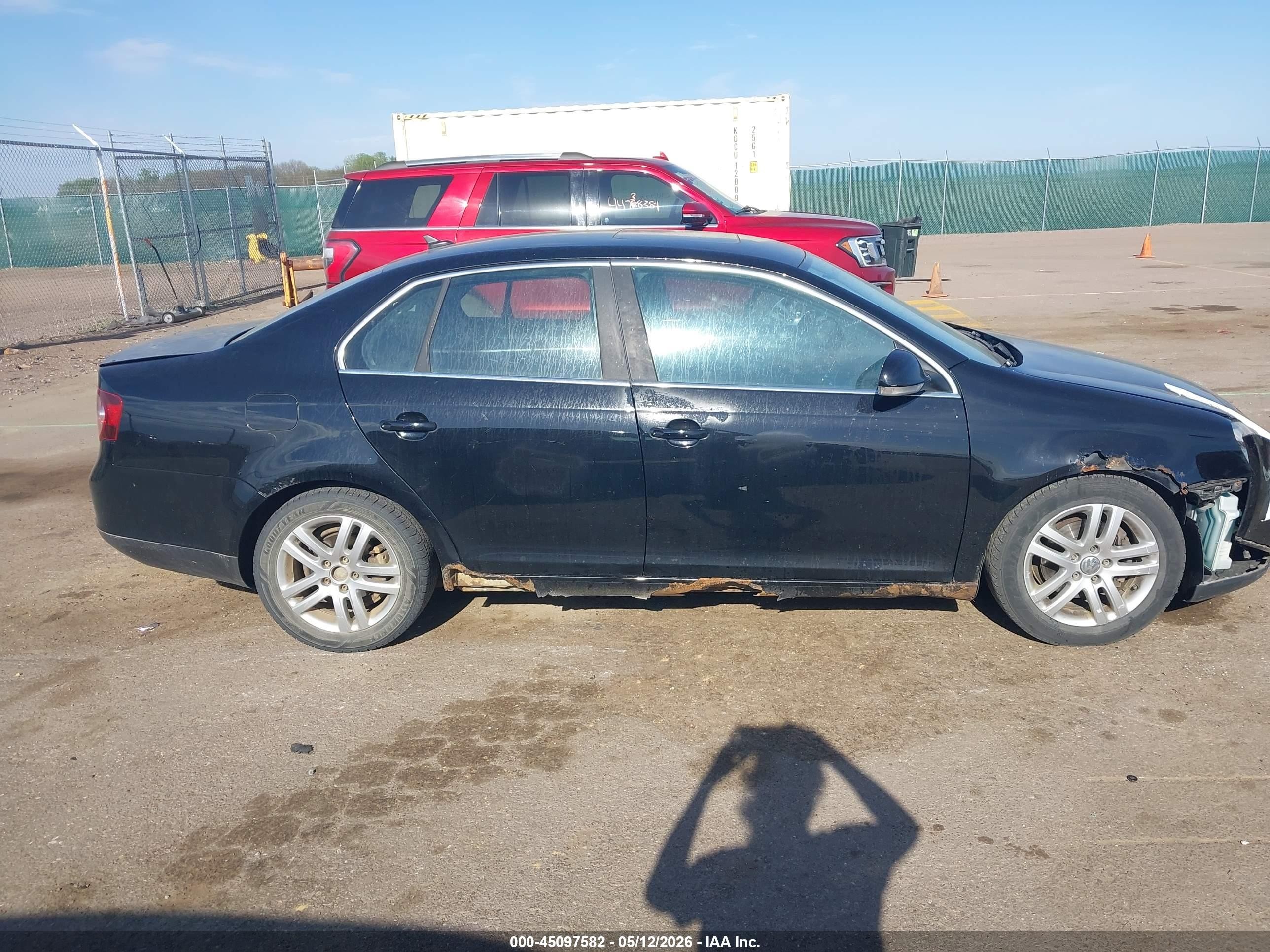 2008 Volkswagen Jetta Se/sel Black vin: 3VWRM71K08M114381