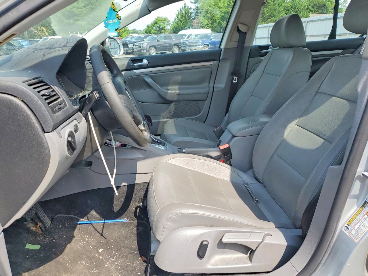 2008 Volkswagen Jetta Se Silver vin: 3VWRM71K18M072481