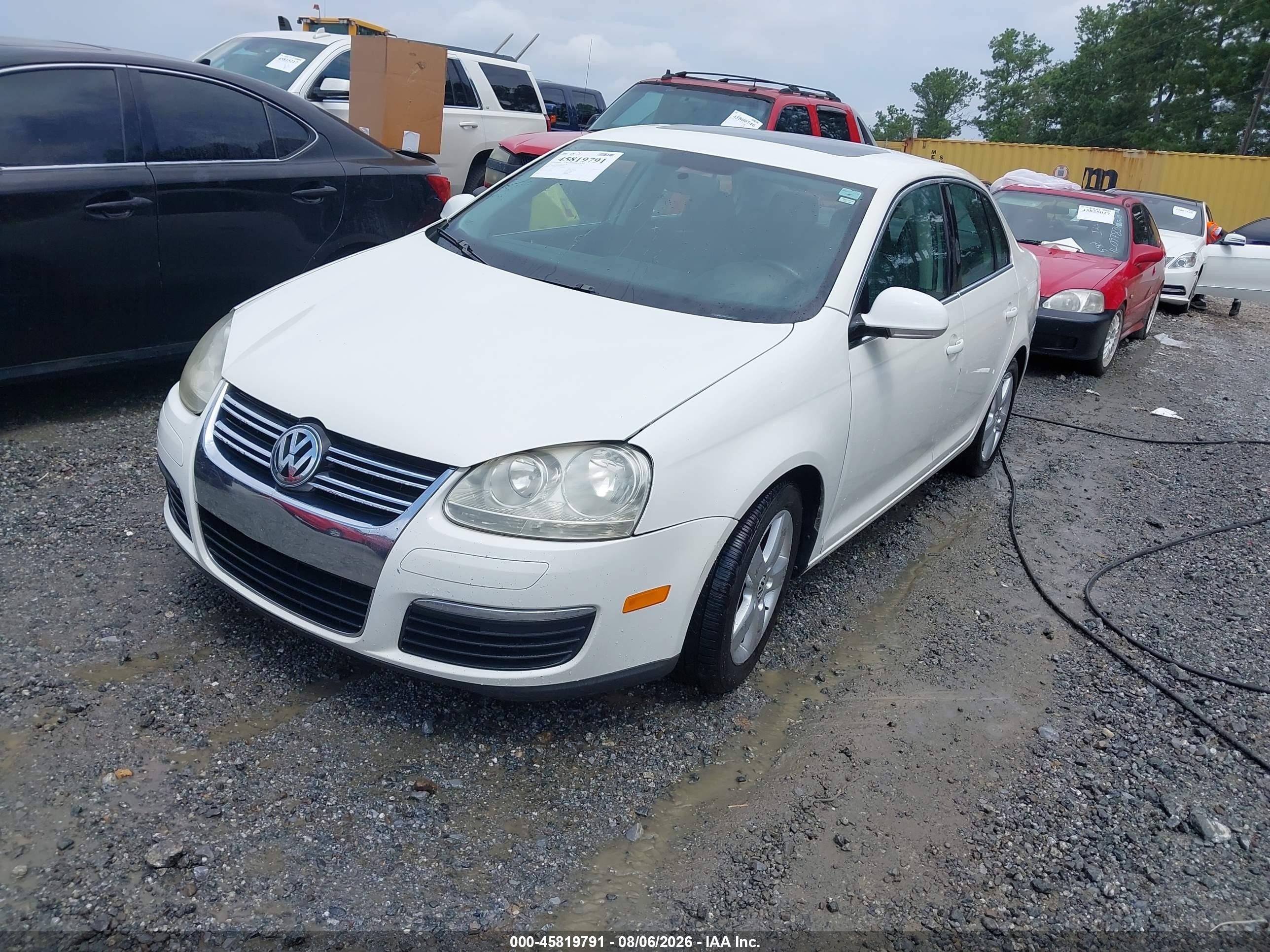 2008 Volkswagen Jetta Se White vin: 3VWRM71K18M098109