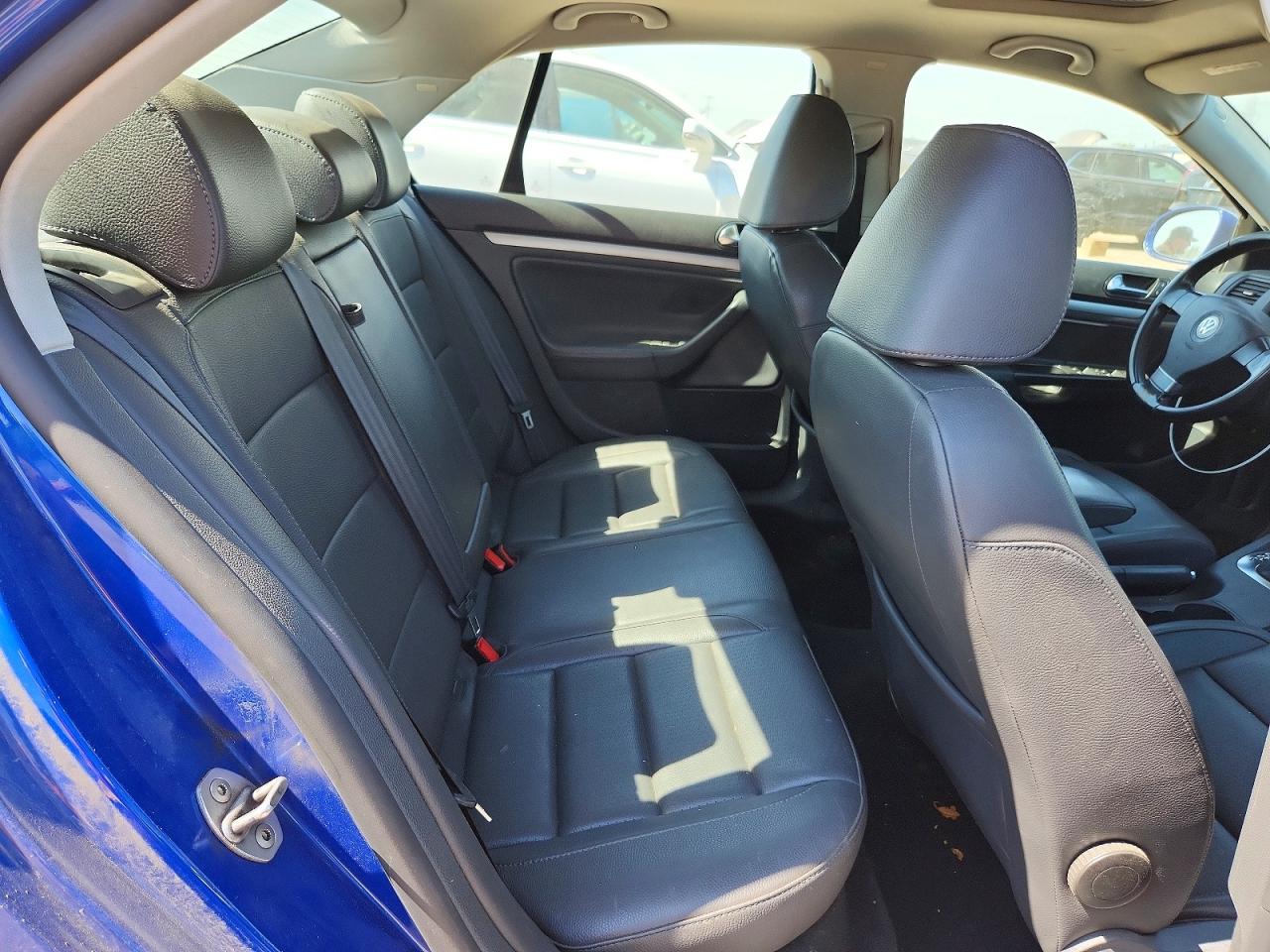 2009 Volkswagen Jetta Se Blue vin: 3VWRM71K19M070599