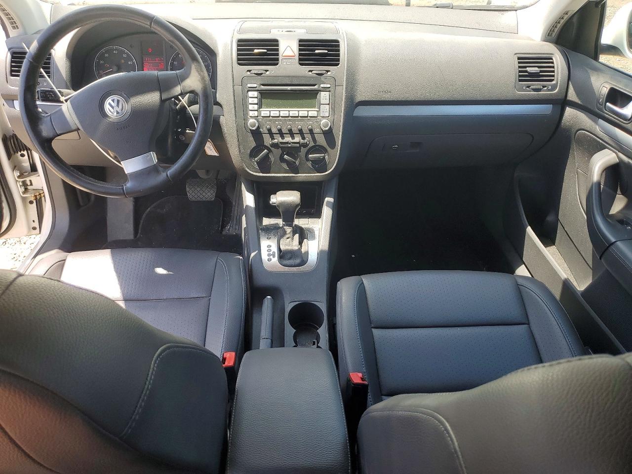 2009 Volkswagen Jetta Se White vin: 3VWRM71K19M095289