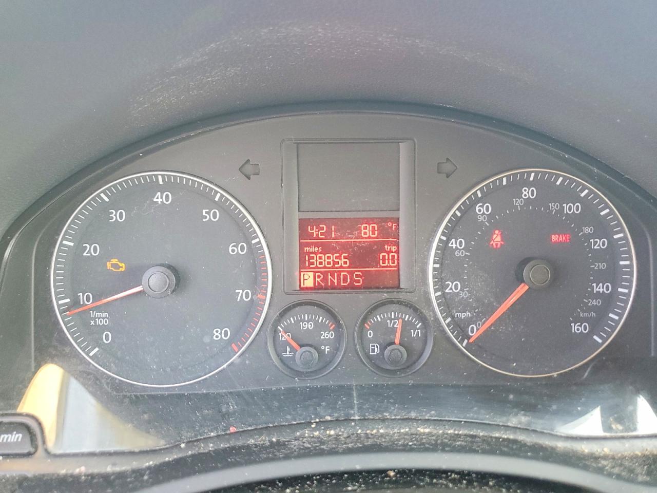 2008 Volkswagen Jetta Cream vin: 3VWRM71K28M107299