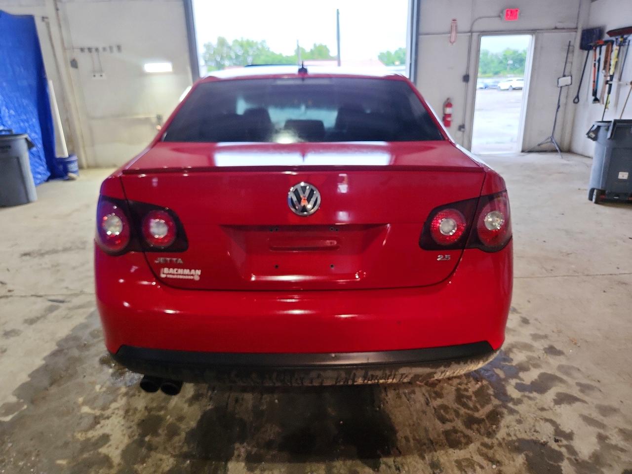 2008 Volkswagen Jetta Se/sel Красный vin: 3VWRM71K38M035030
