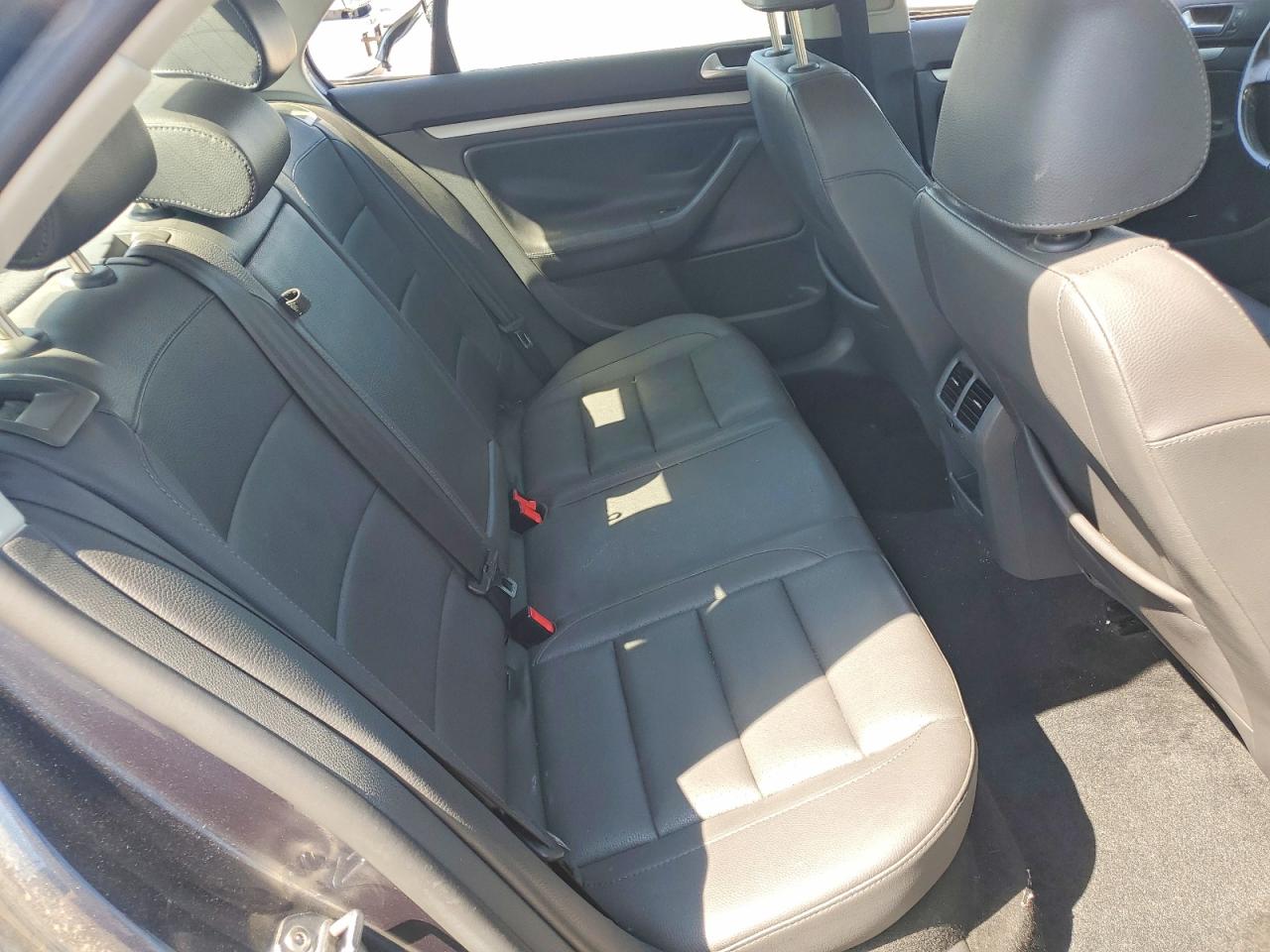 2008 Volkswagen Jetta Se Синий vin: 3VWRM71K38M088584