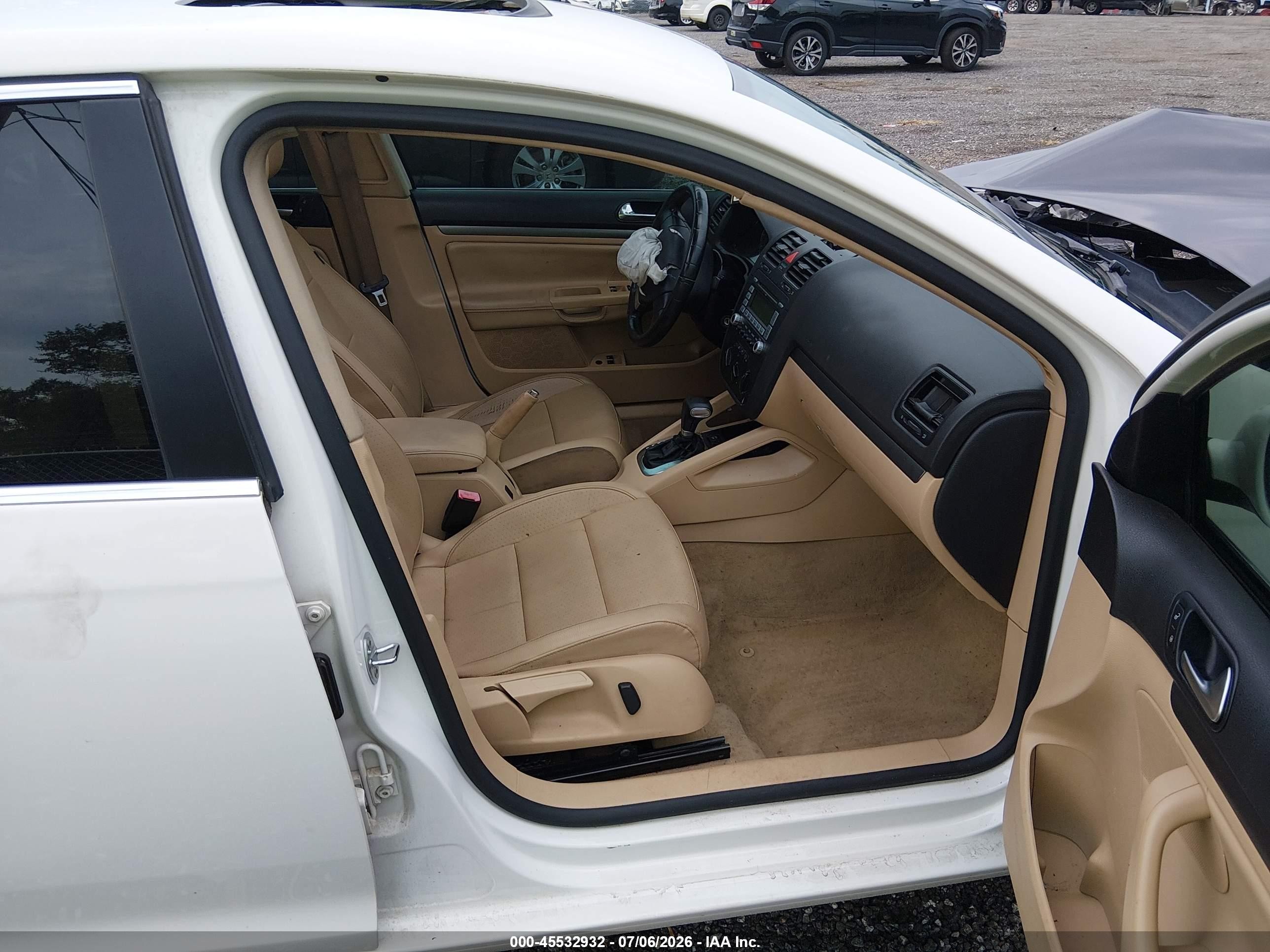2009 Volkswagen Jetta Se/sel White vin: 3VWRM71K39M059040