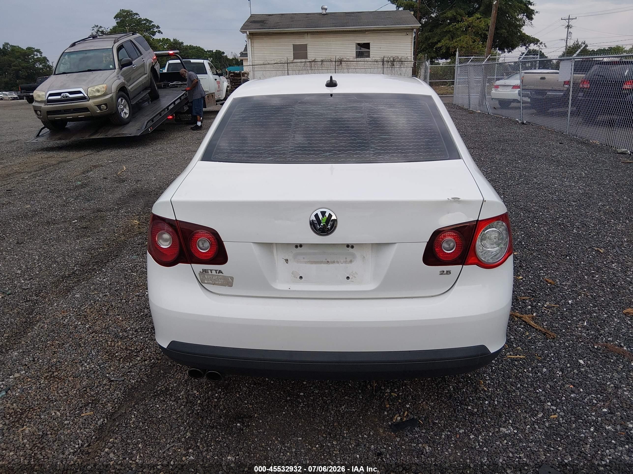 2009 Volkswagen Jetta Se/sel White vin: 3VWRM71K39M059040
