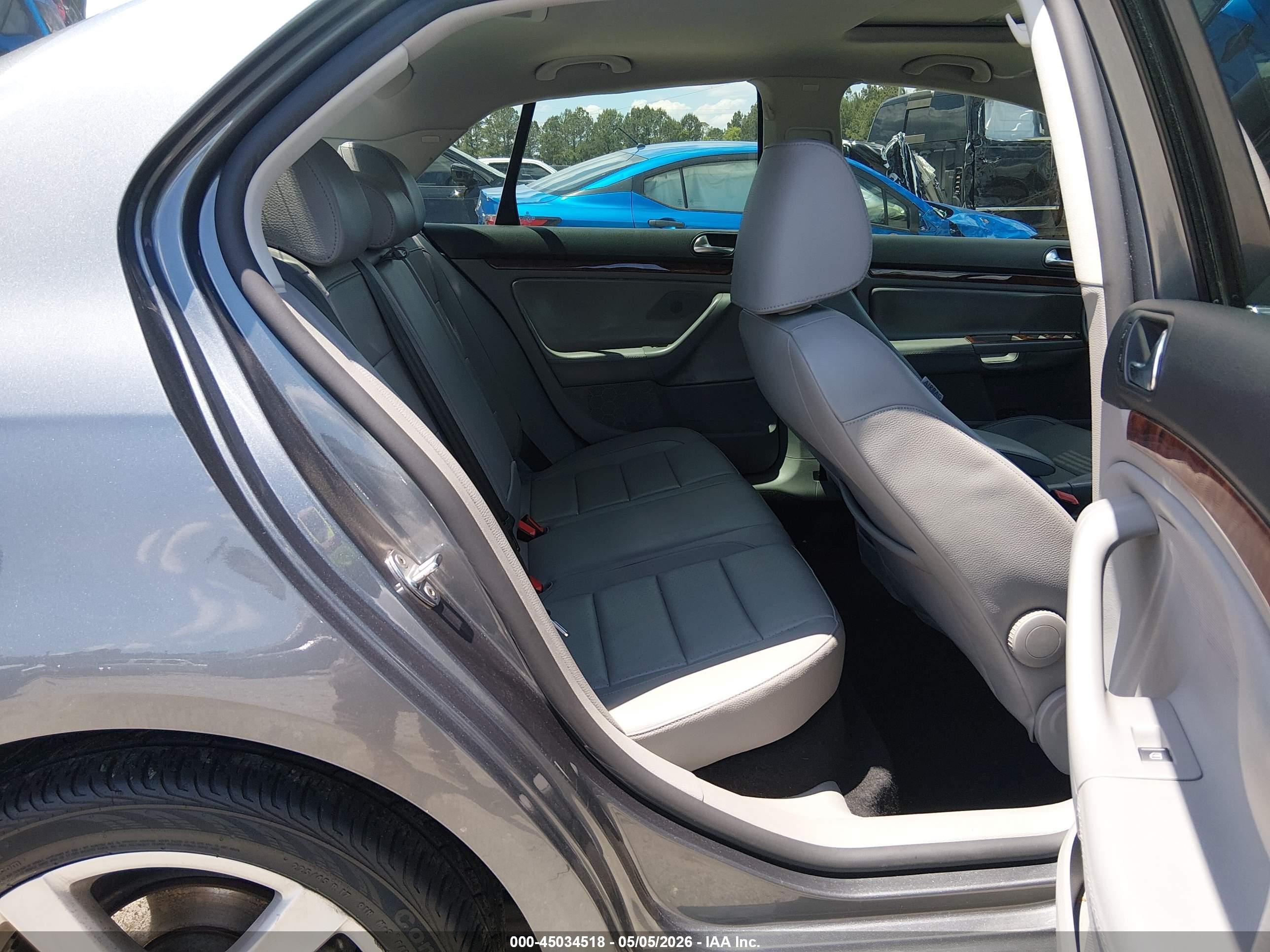 2009 Volkswagen Jetta Se Серый vin: 3VWRM71K39M178433