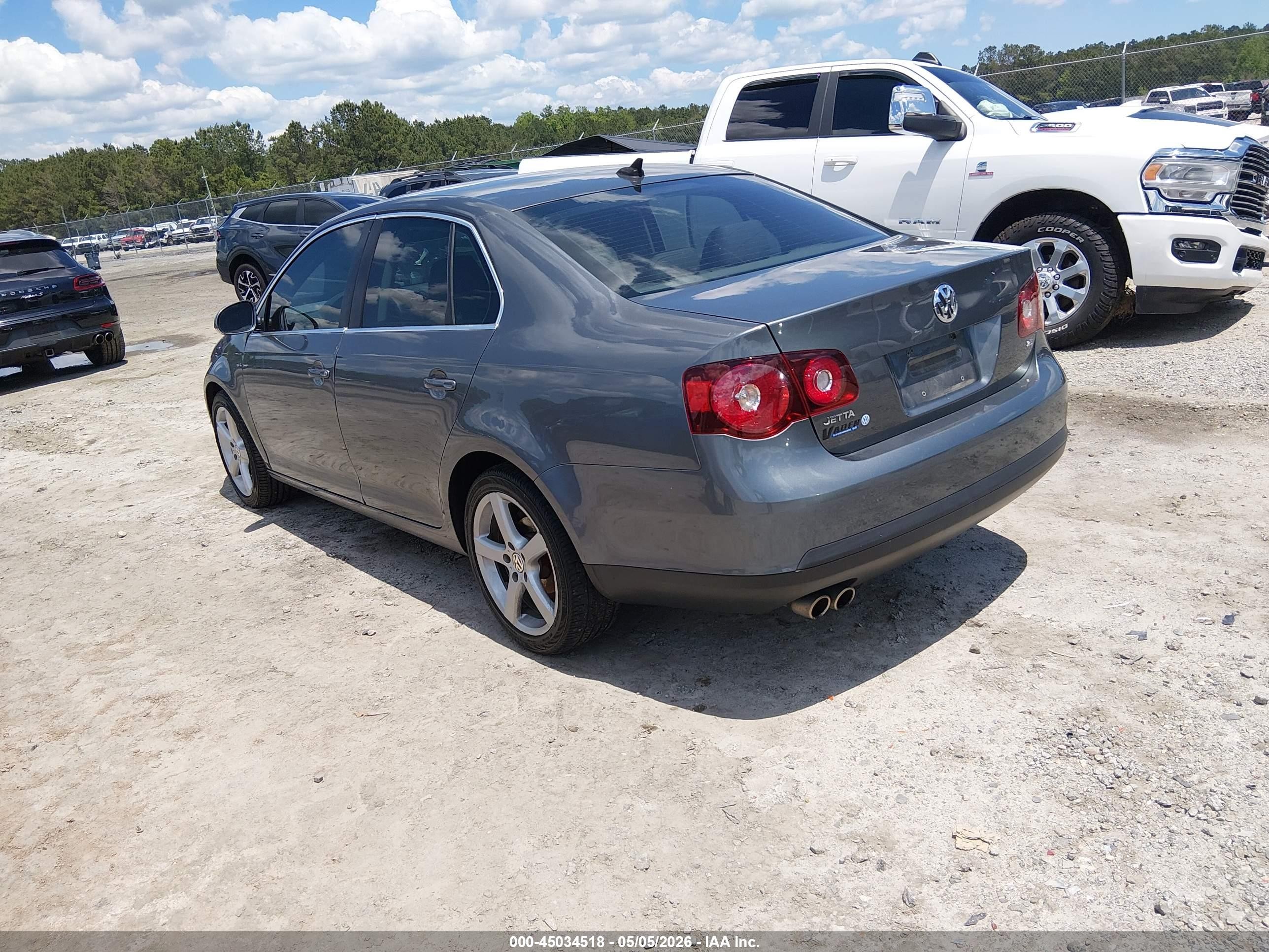 2009 Volkswagen Jetta Se Серый vin: 3VWRM71K39M178433