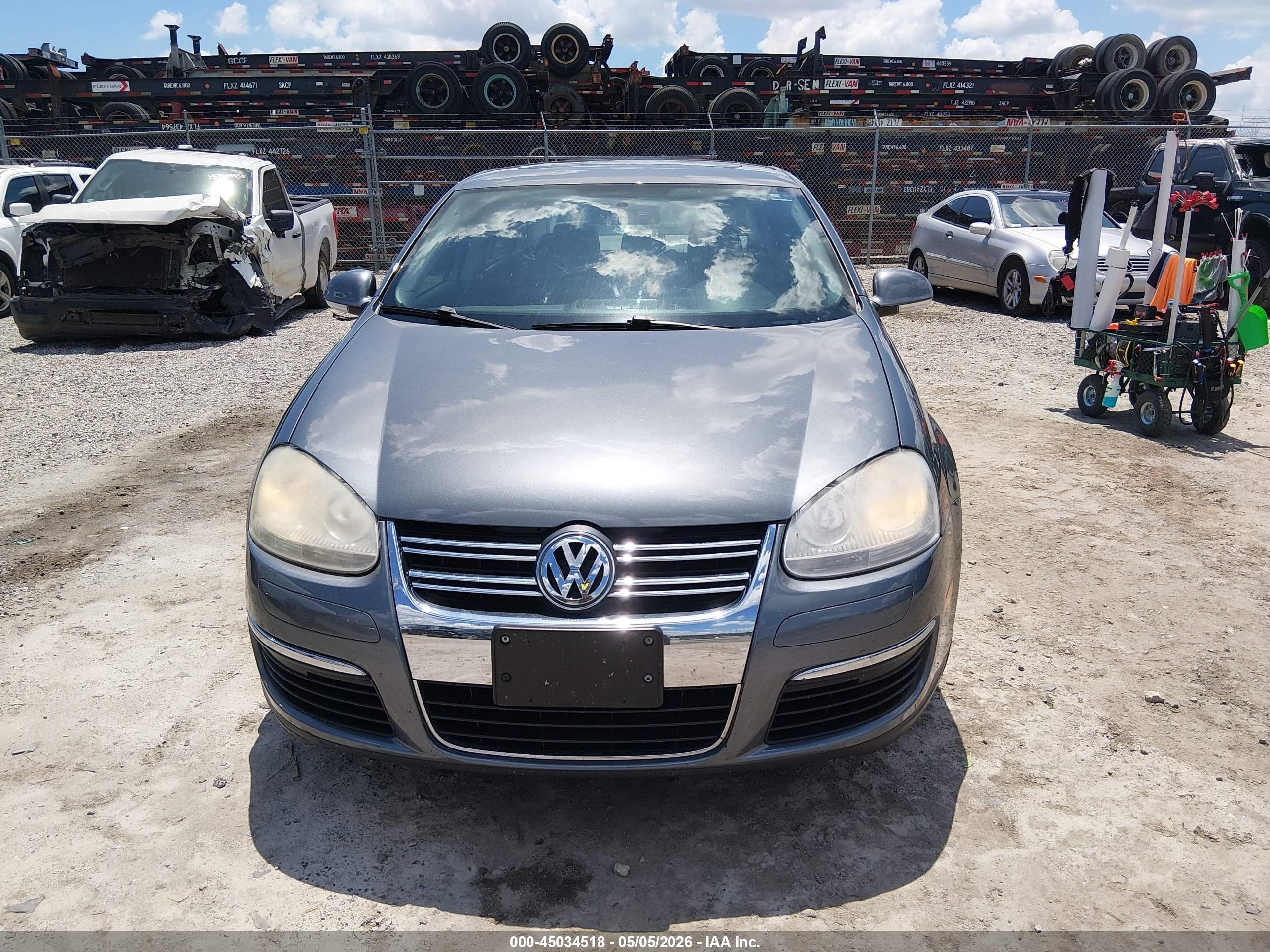 2009 Volkswagen Jetta Se Серый vin: 3VWRM71K39M178433