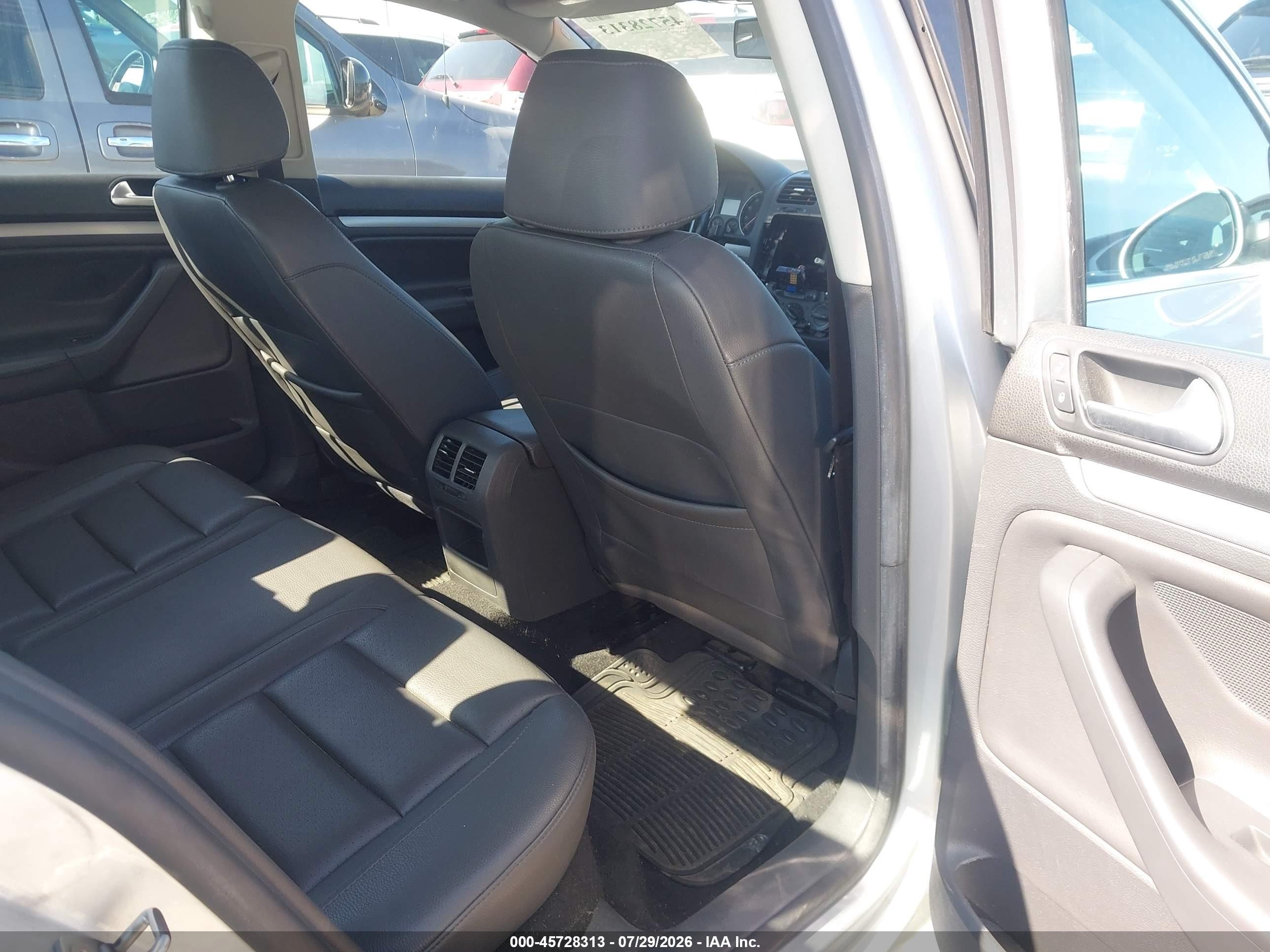 2008 Volkswagen Jetta Se/sel Серебряный vin: 3VWRM71K48M043993