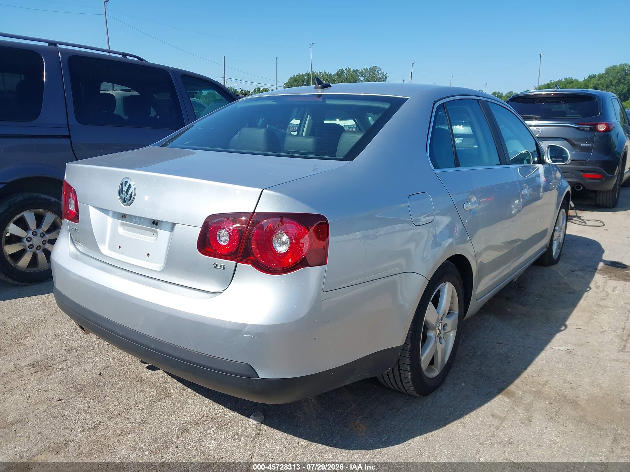 2008 Volkswagen Jetta Se/sel Серебряный vin: 3VWRM71K48M043993