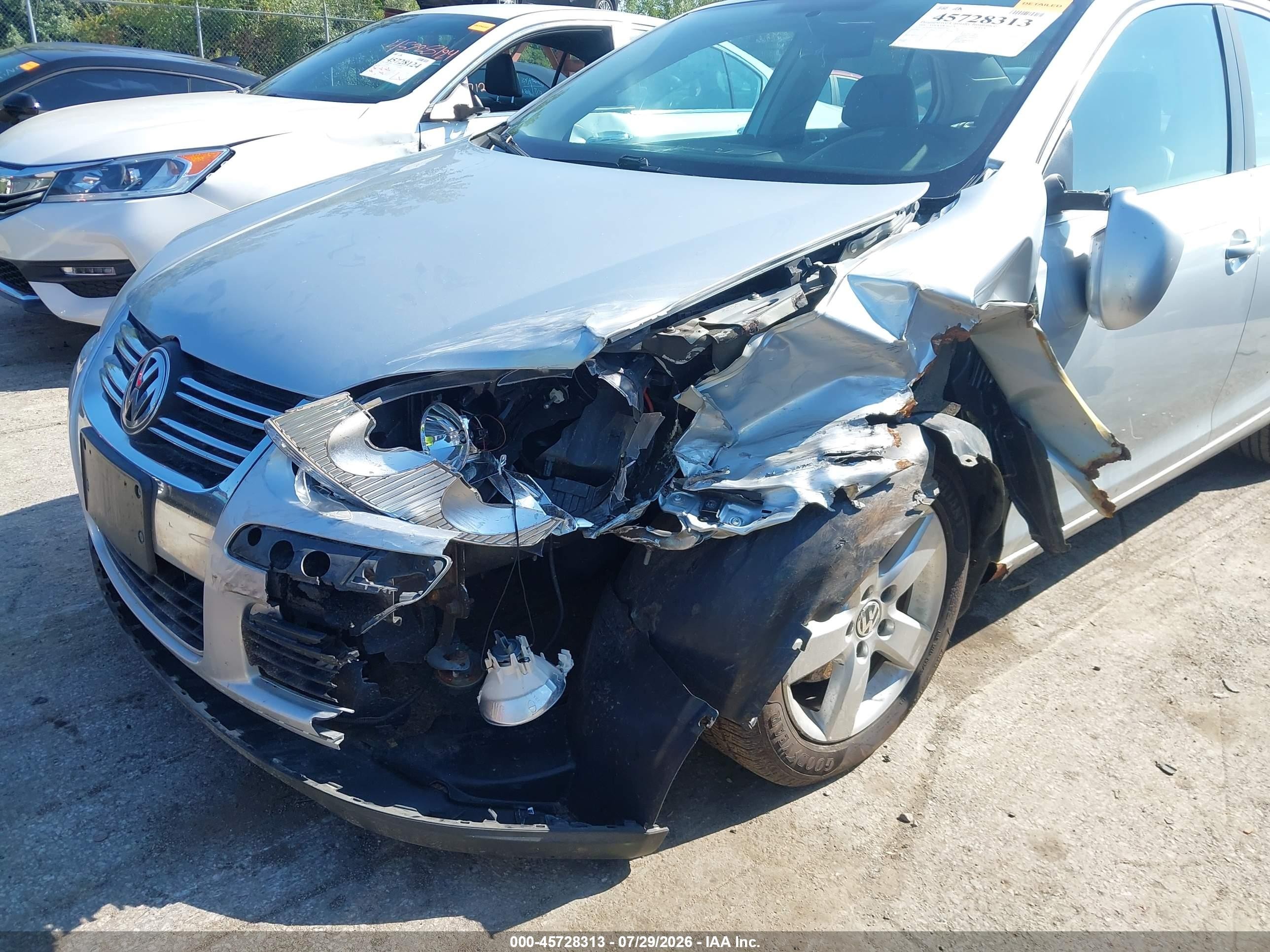 2008 Volkswagen Jetta Se/sel Серебряный vin: 3VWRM71K48M043993
