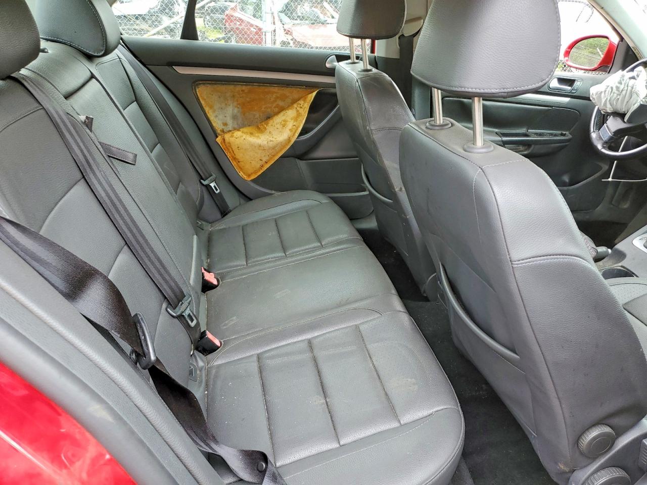 2008 Volkswagen Jetta Se Red vin: 3VWRM71K48M114349