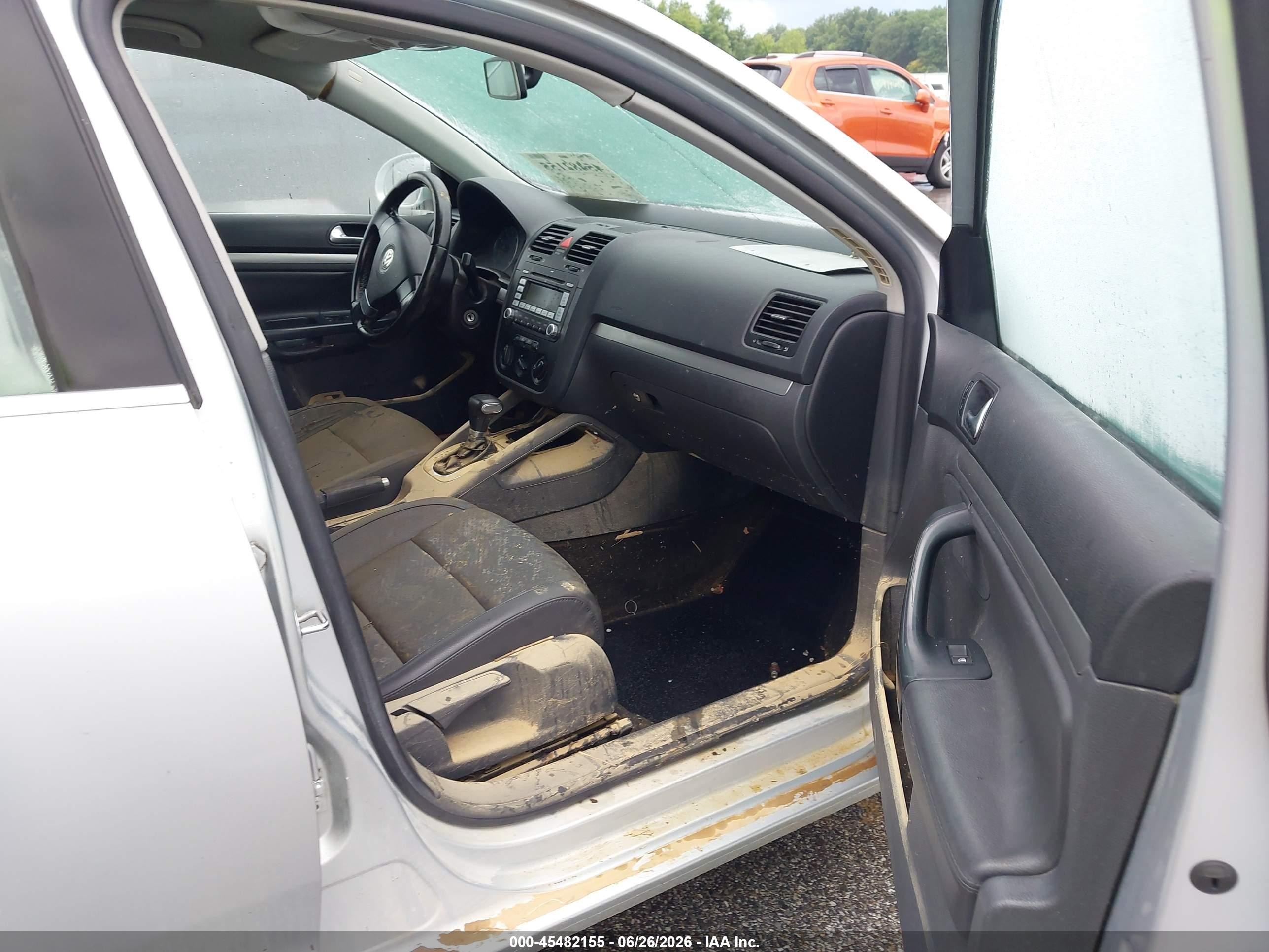 2008 Volkswagen Jetta Se Silver vin: 3VWRM71K48M135735