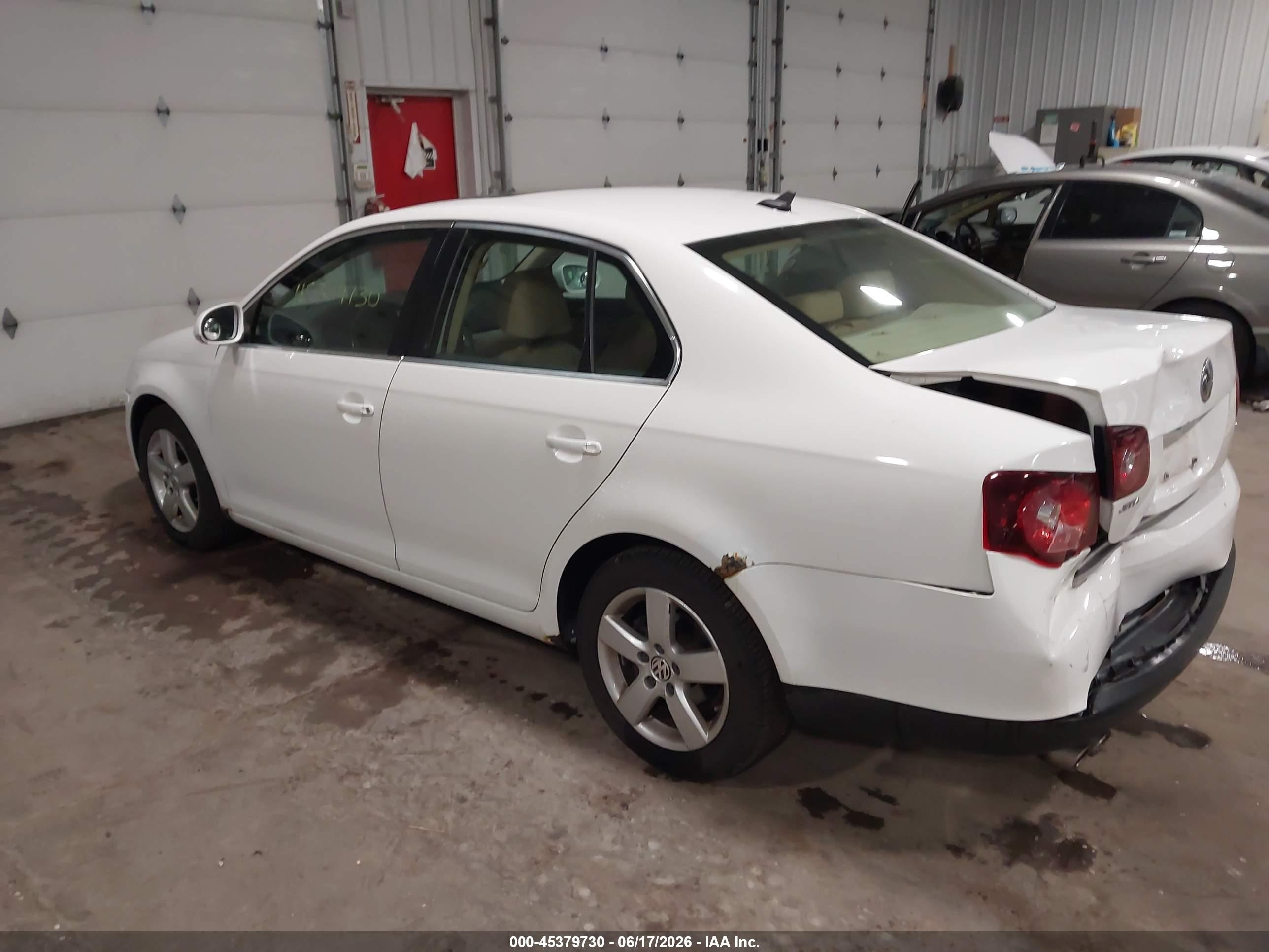 2009 Volkswagen Jetta Se/sel White vin: 3VWRM71K49M037239