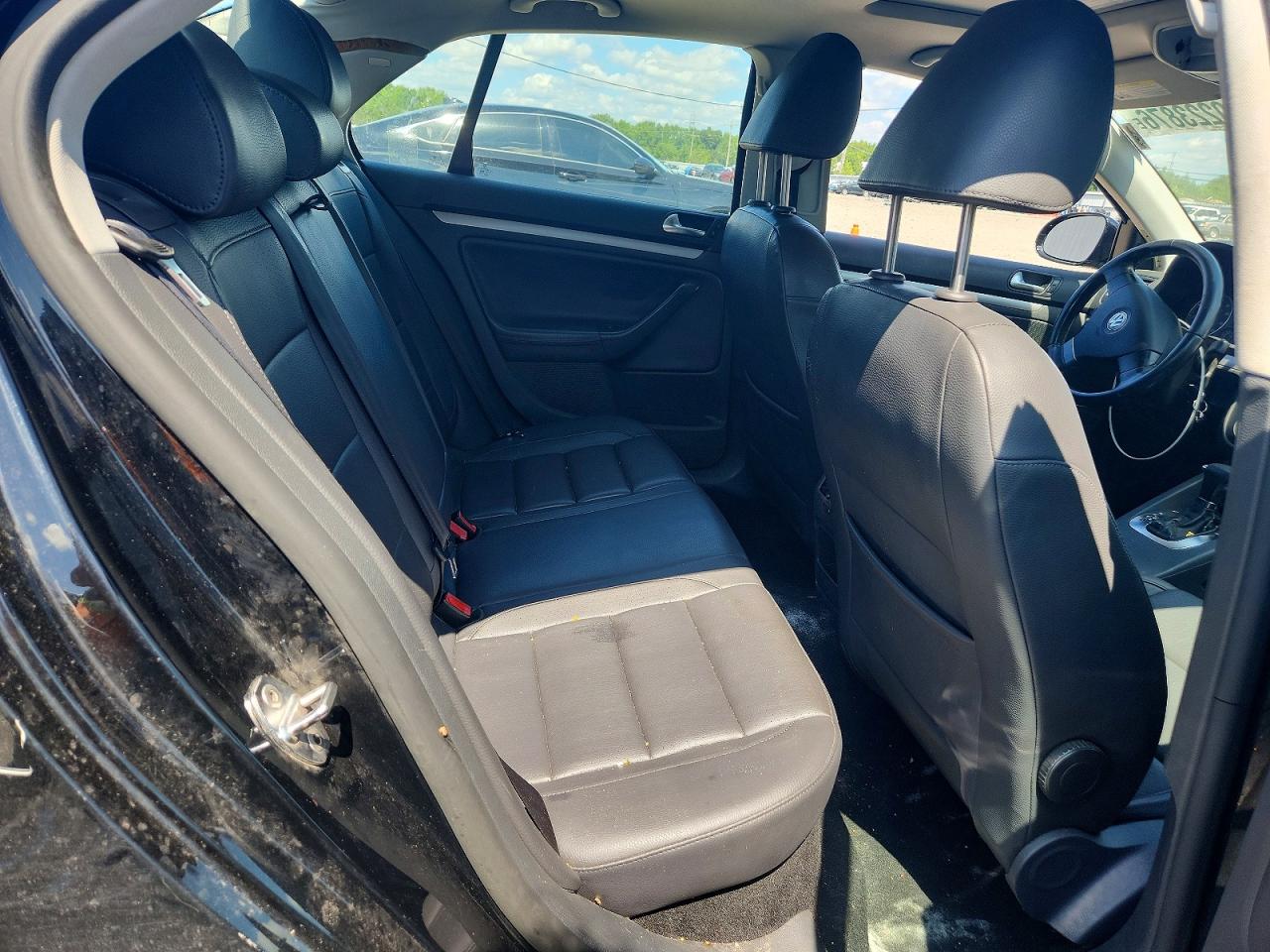 2009 Volkswagen Jetta Se/sel Черный vin: 3VWRM71K49M140905