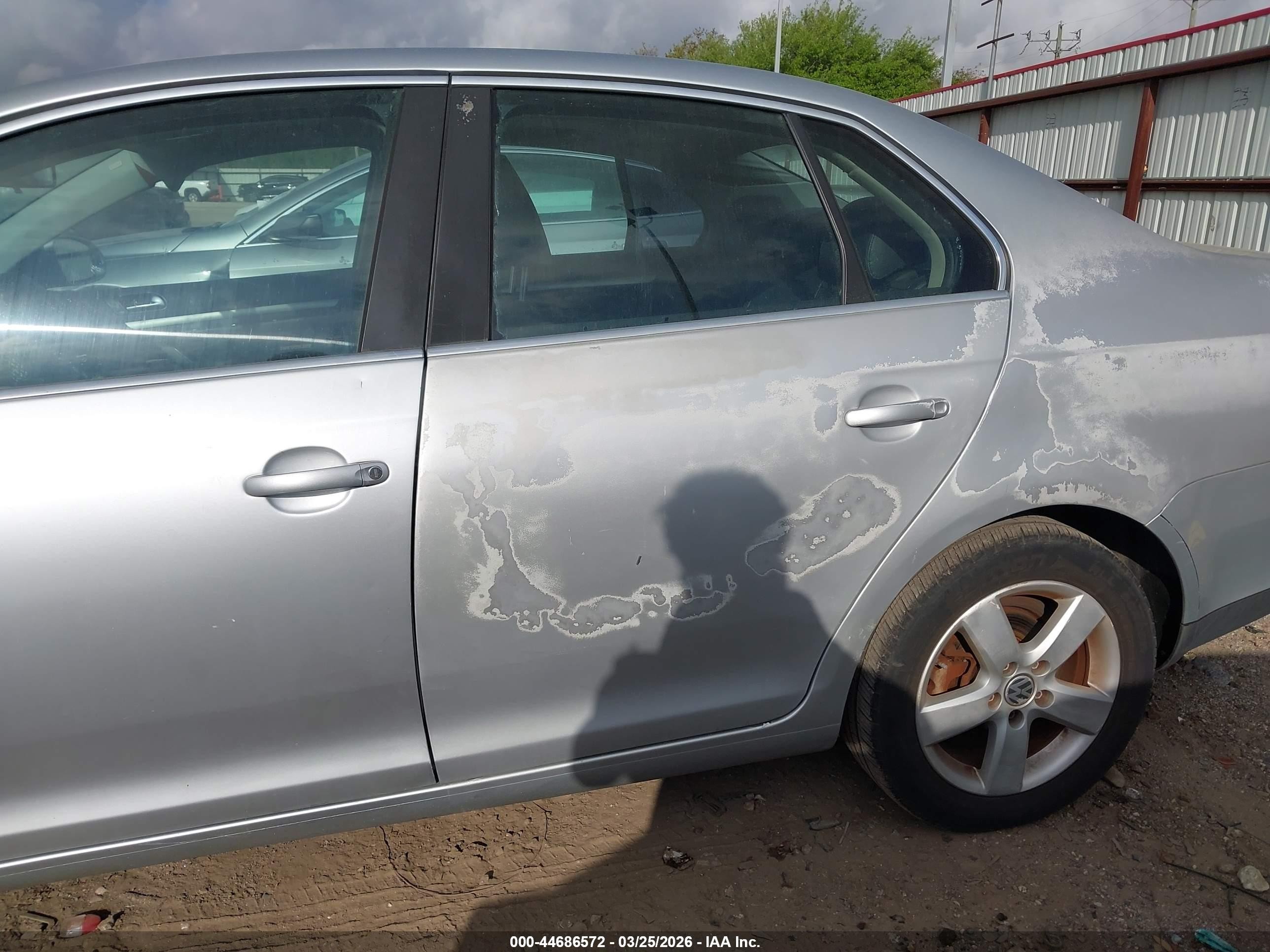 2009 Volkswagen Jetta Se Серый vin: 3VWRM71K59M130092