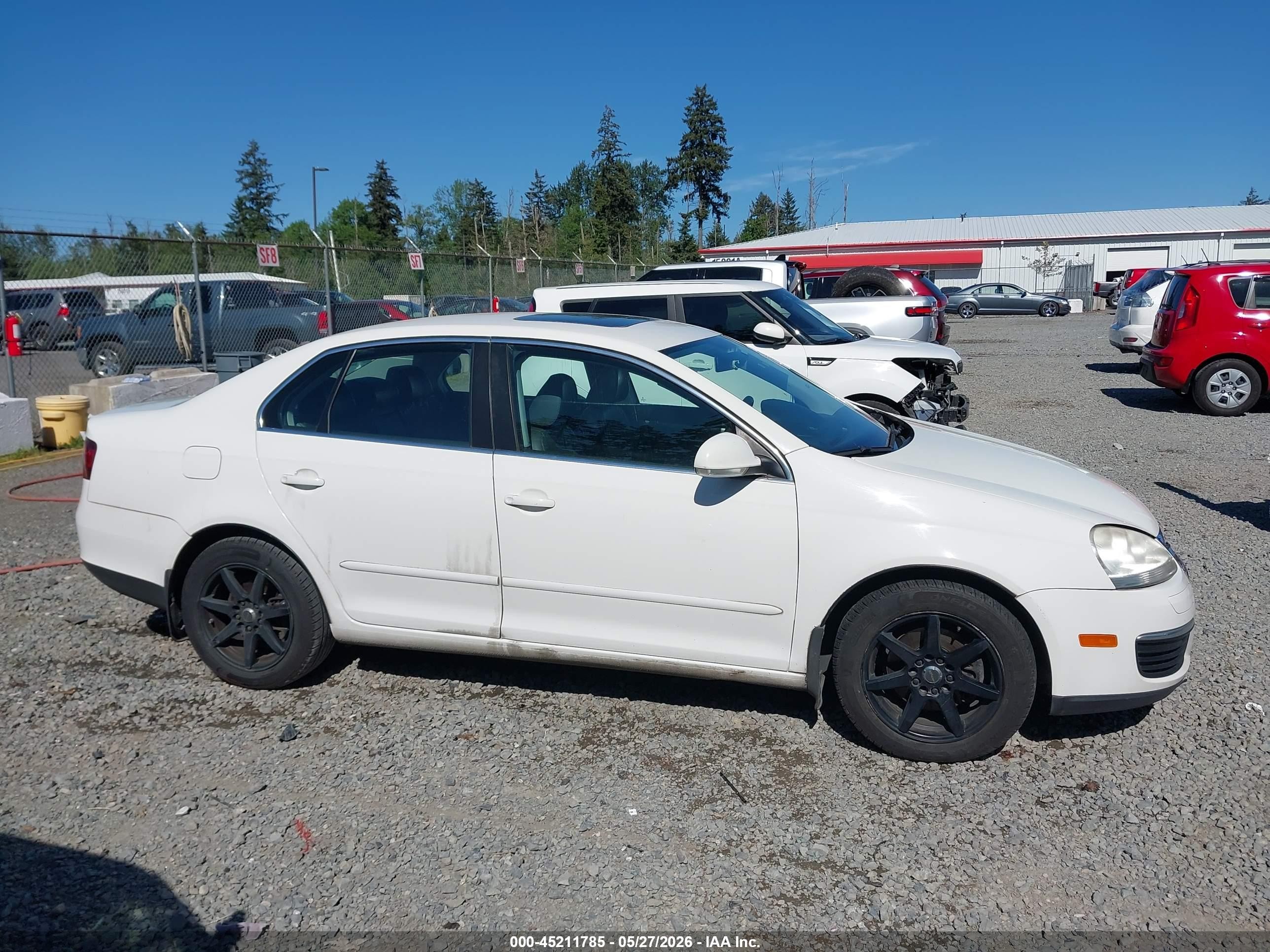 2009 Volkswagen Jetta Se/sel White vin: 3VWRM71K69M033287