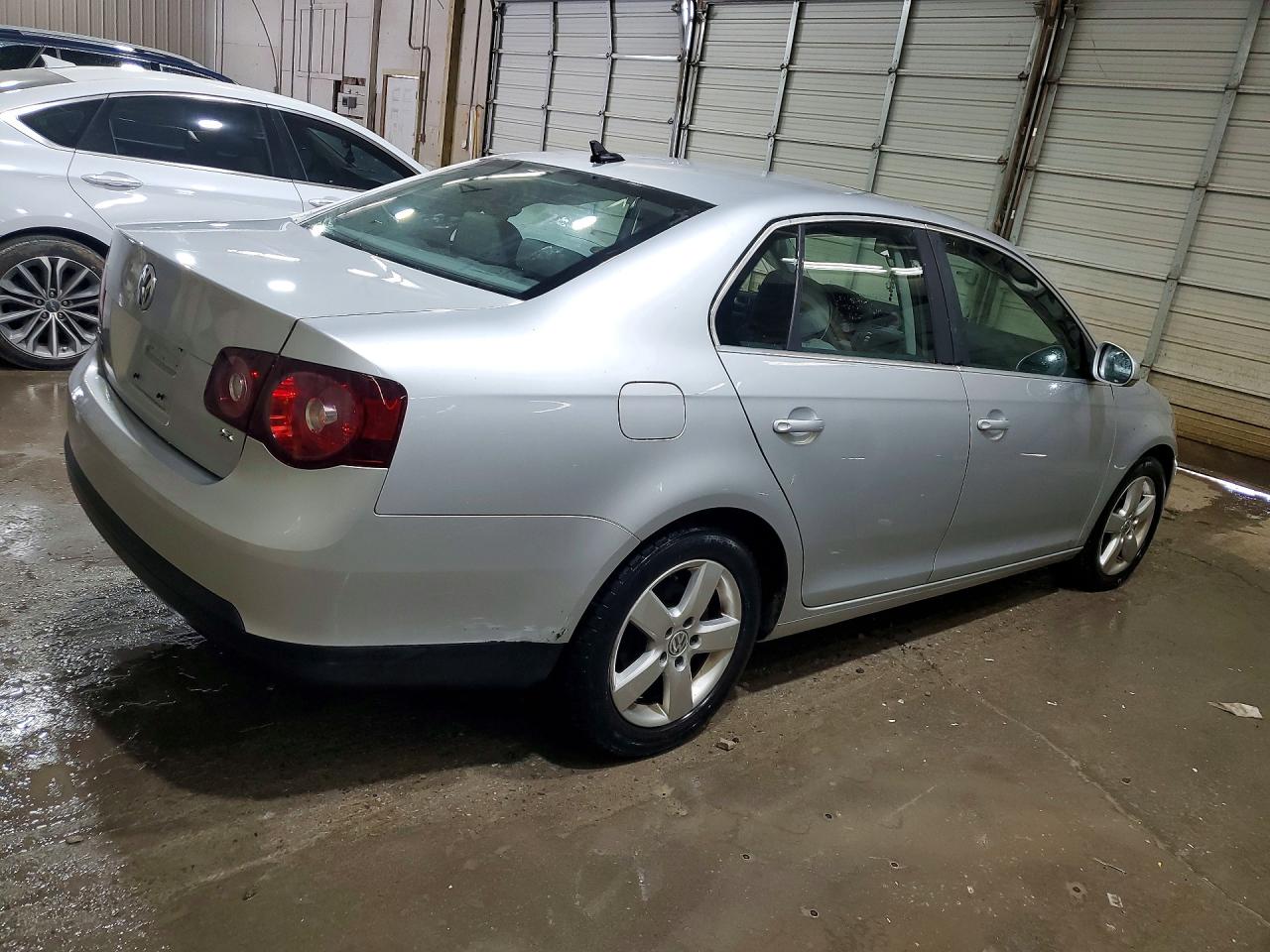 2008 Volkswagen Jetta Se Silver vin: 3VWRM71K78M070959