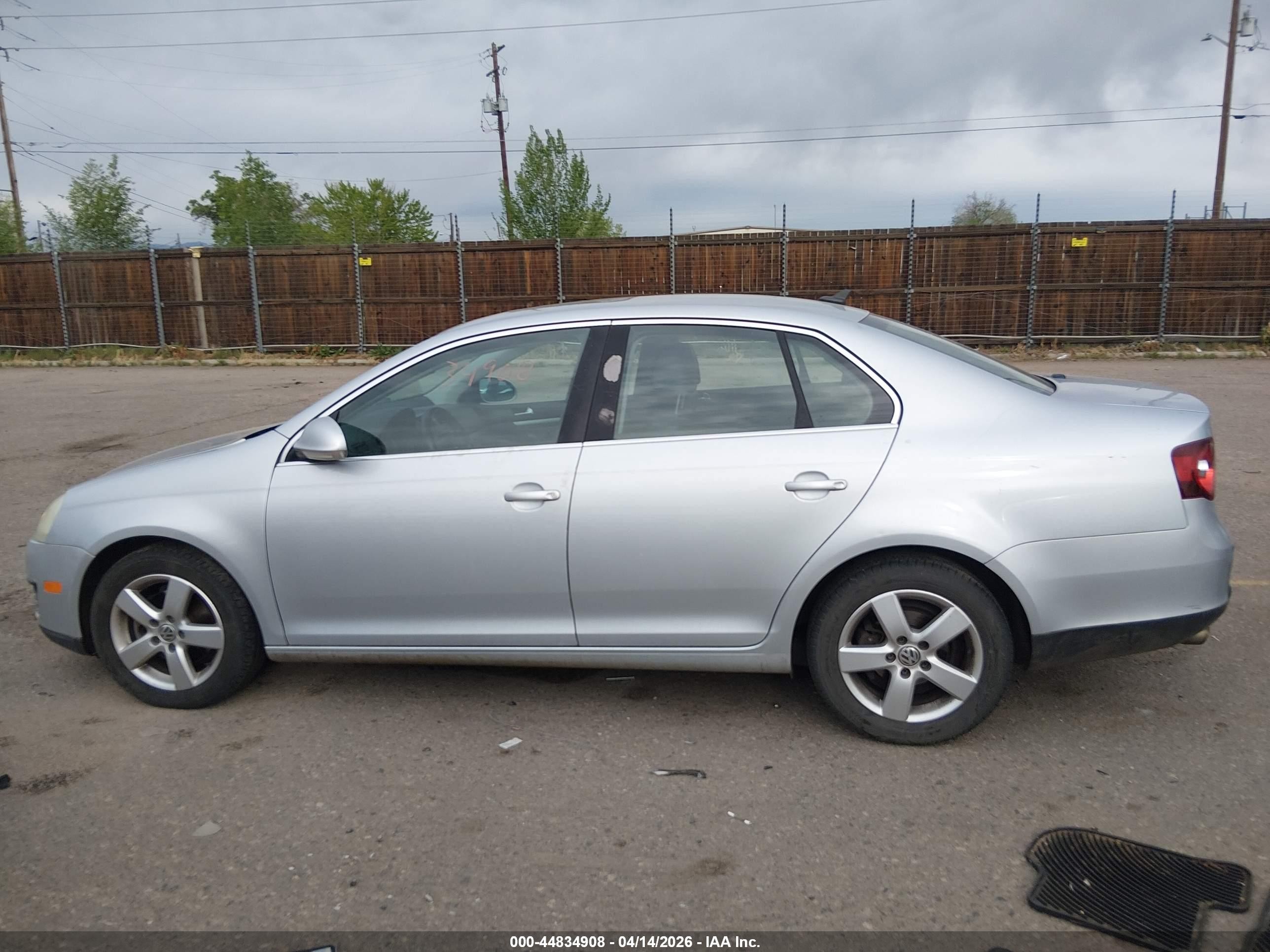2008 Volkswagen Jetta Se/sel Gray vin: 3VWRM71K78M078463