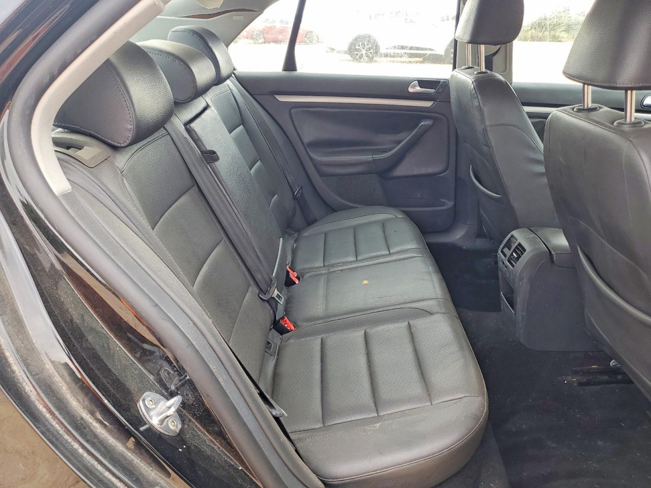 2008 Volkswagen Jetta Se/sel Black vin: 3VWRM71K78M198604