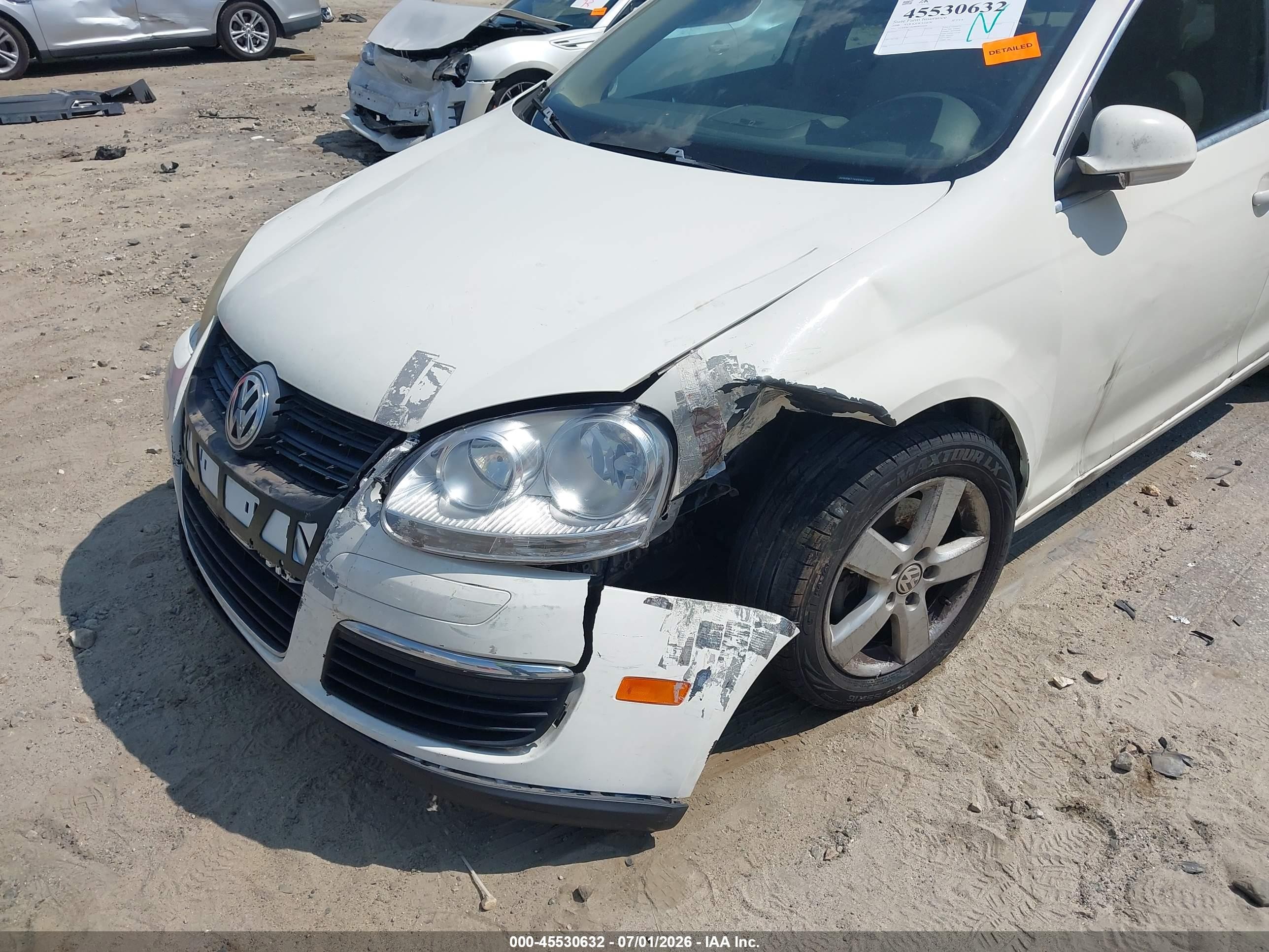 2008 Volkswagen Jetta Se White vin: 3VWRM71K88M016036