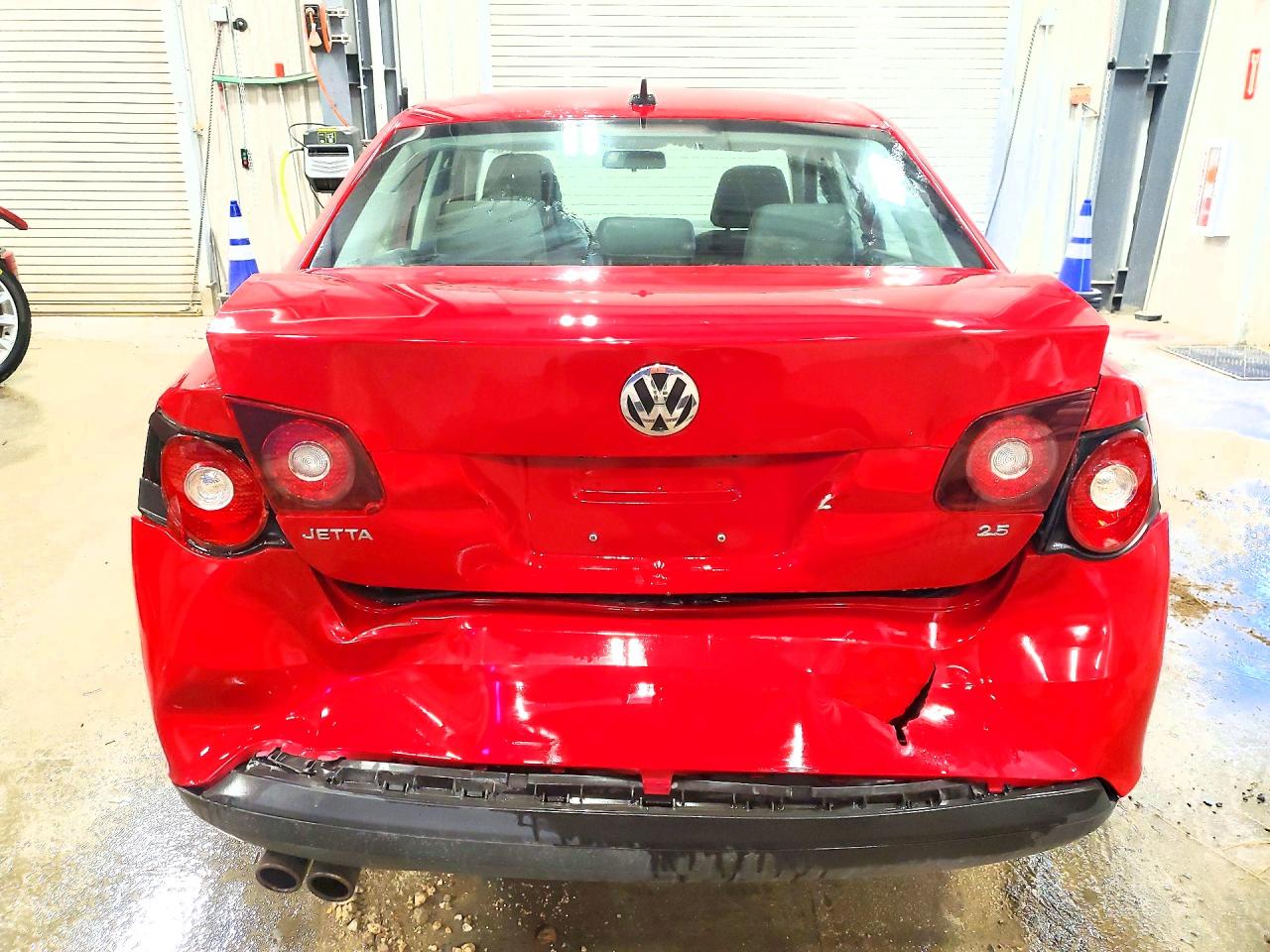 2008 Volkswagen Jetta Se Red vin: 3VWRM71K88M074390