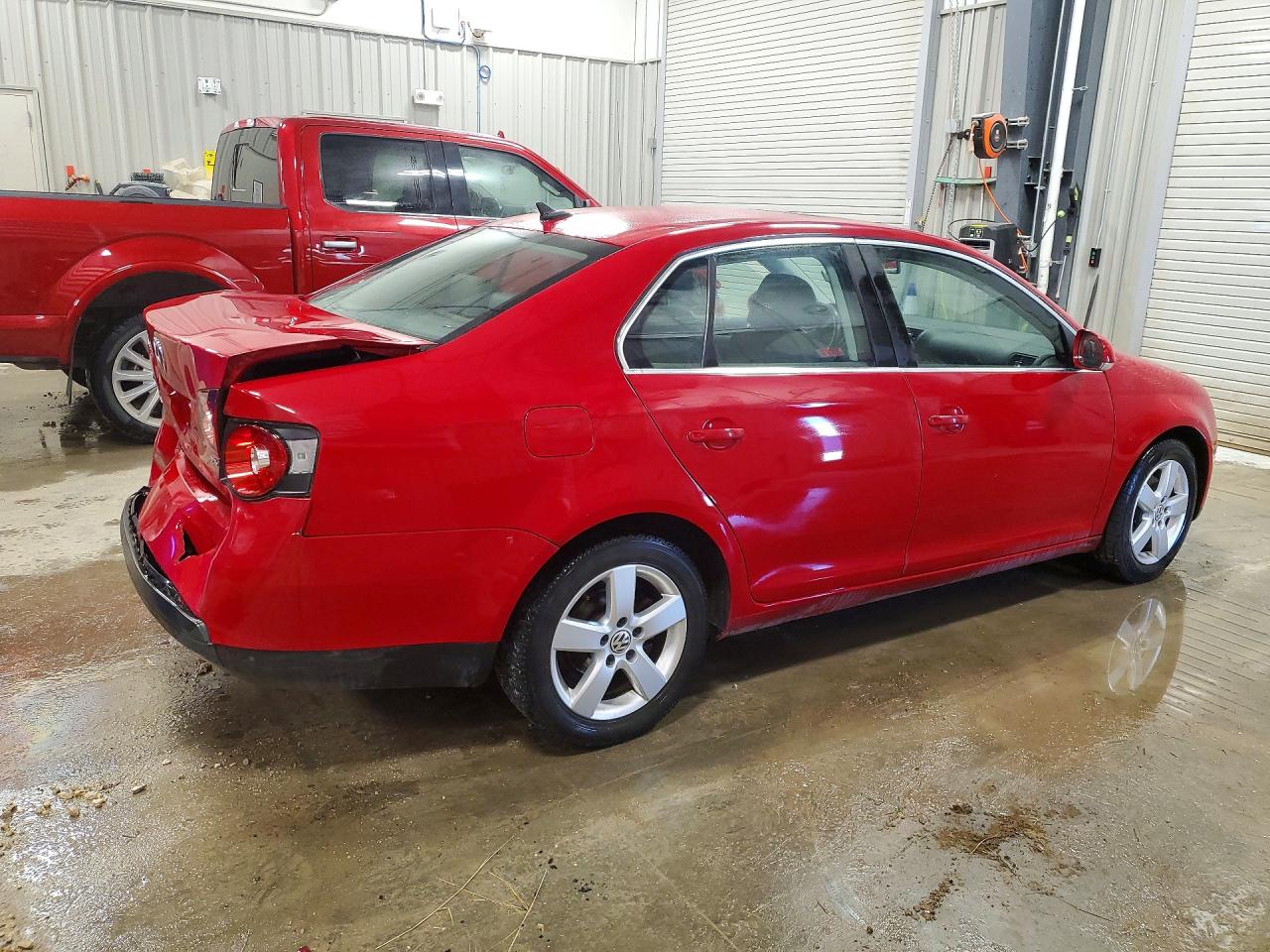 2008 Volkswagen Jetta Se Red vin: 3VWRM71K88M074390