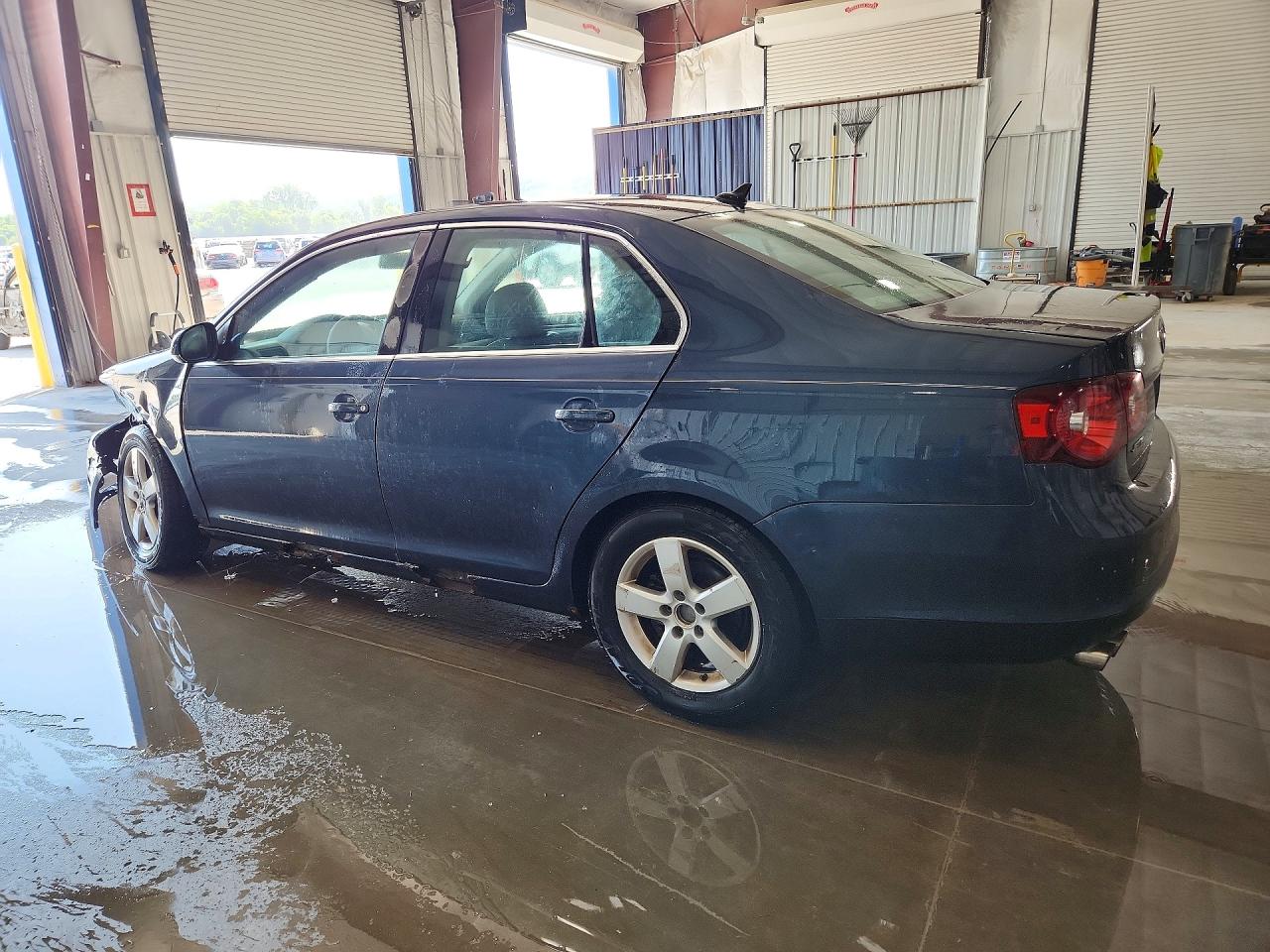 2008 Volkswagen Jetta Se Blue vin: 3VWRM71K88M105251