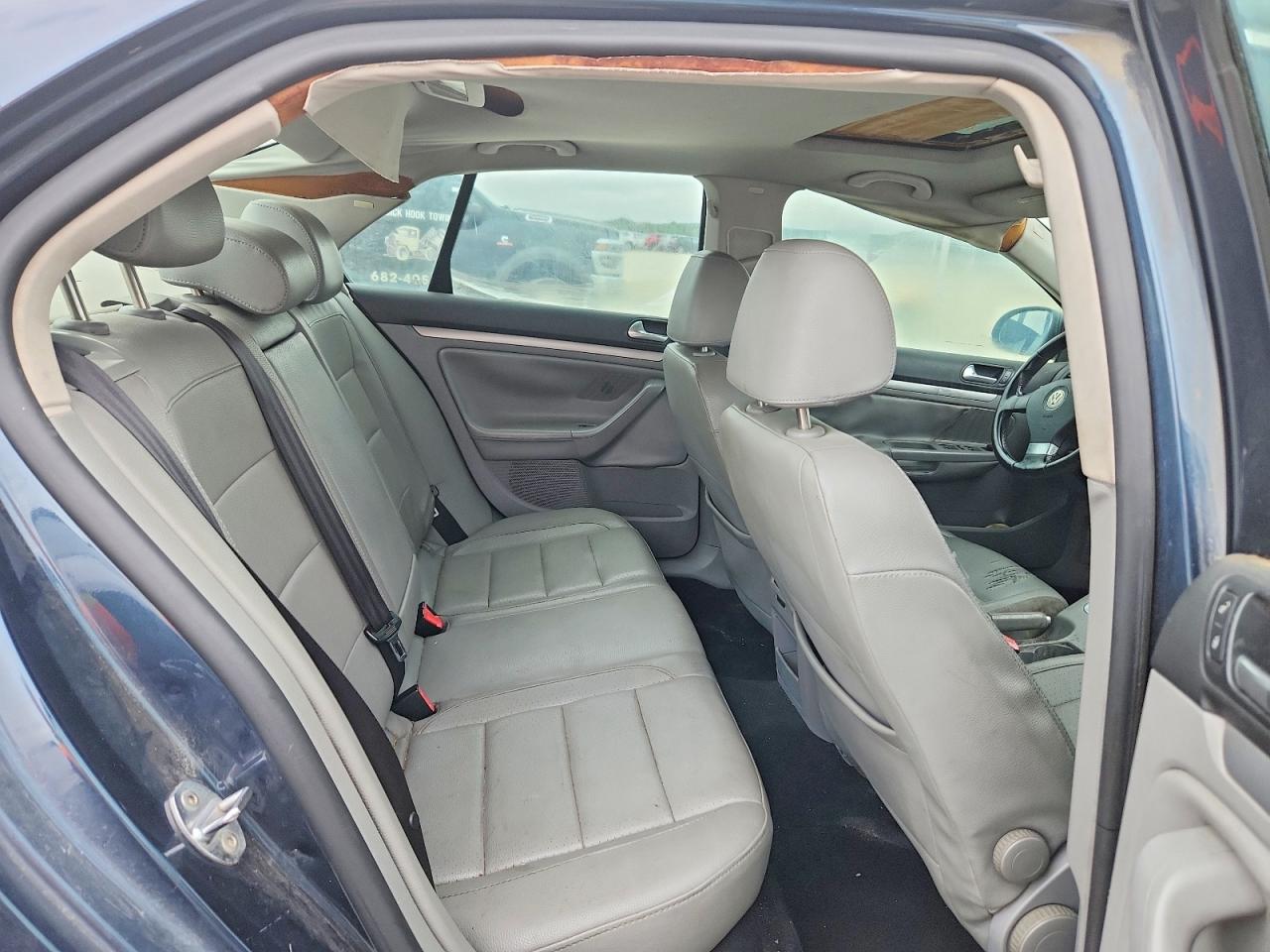 2008 Volkswagen Jetta Se Charcoal vin: 3VWRM71K98M013761