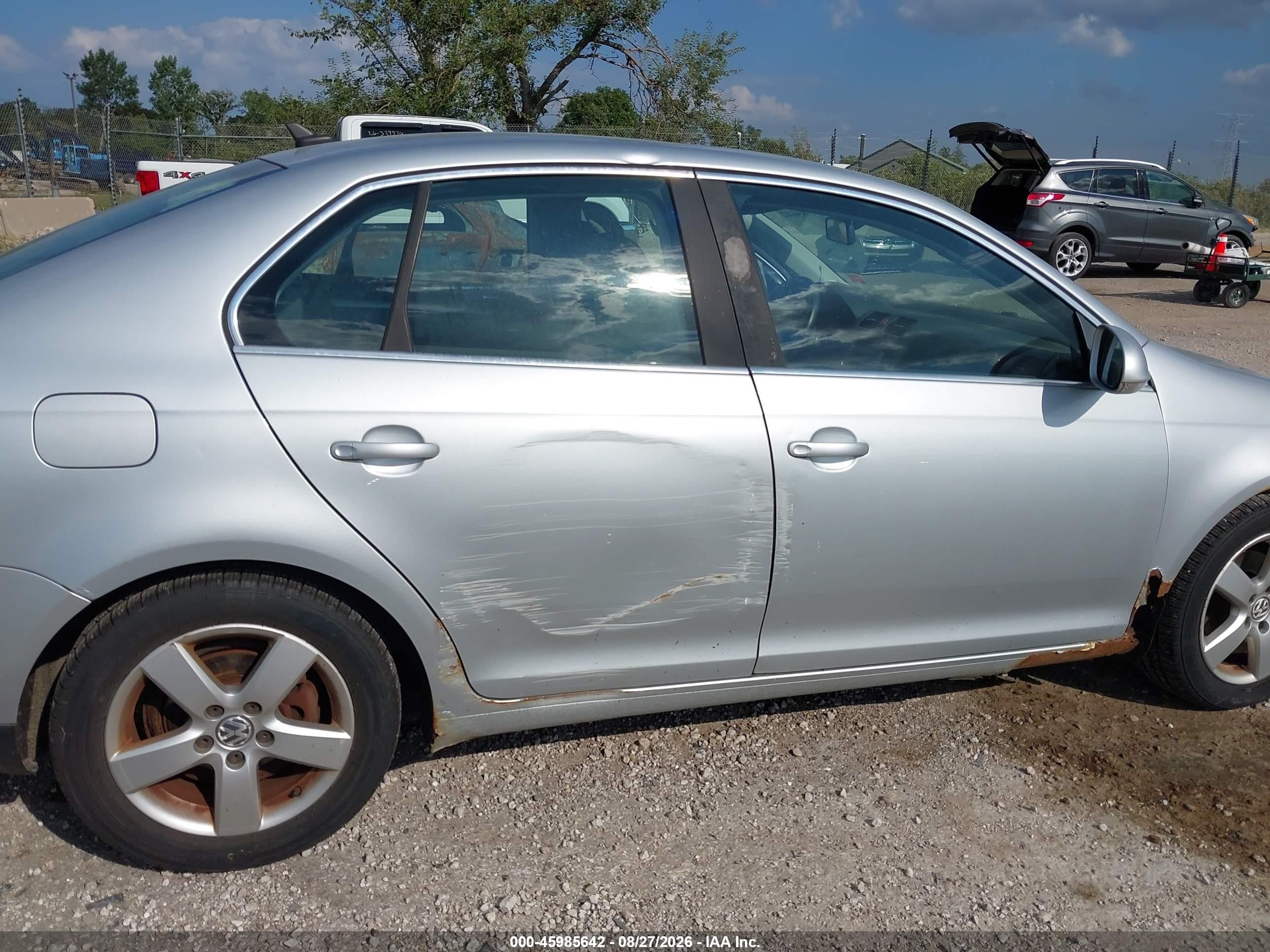 2008 Volkswagen Jetta Se/sel Silver vin: 3VWRM71K98M035517