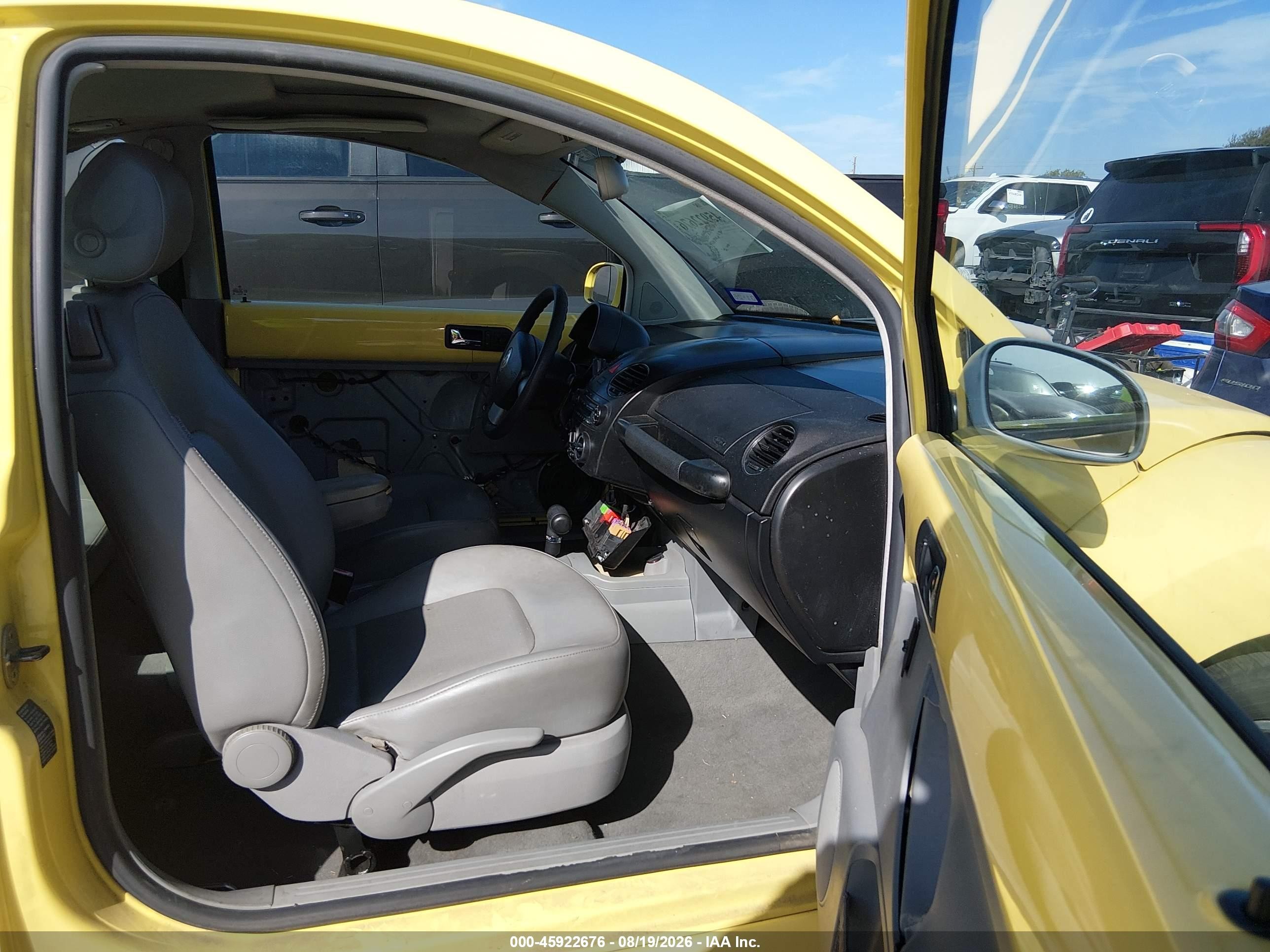 2006 Volkswagen New Beetle Tdi Yellow vin: 3VWRR31C86M417960