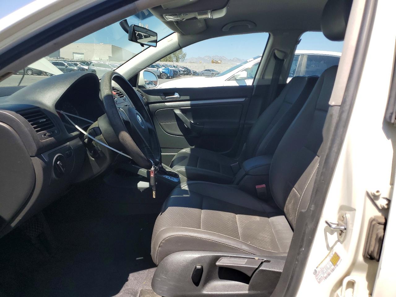 2006 Volkswagen Jetta Tdi White vin: 3VWRT71K46M720363