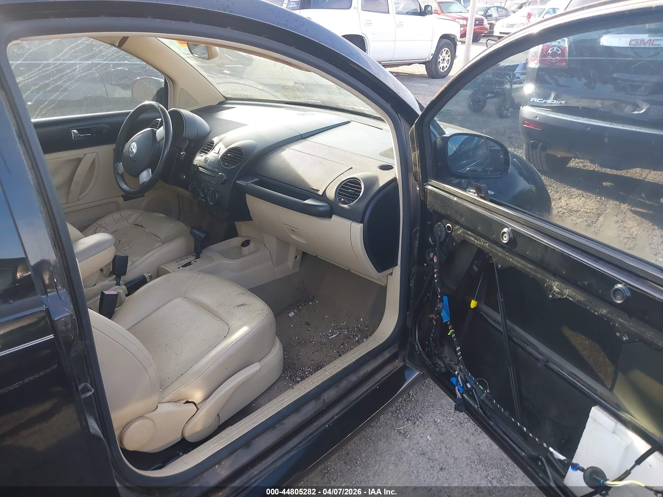 2008 Volkswagen New Beetle S/se Black vin: 3VWRW31C08M526487