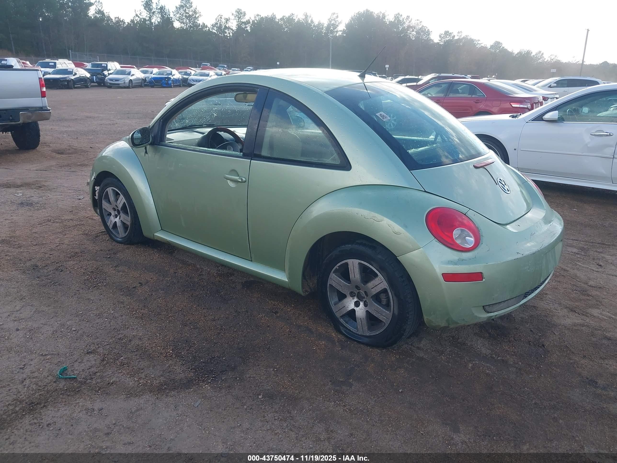 2006 Volkswagen New Beetle 2.5 Green vin: 3VWRW31C16M414861