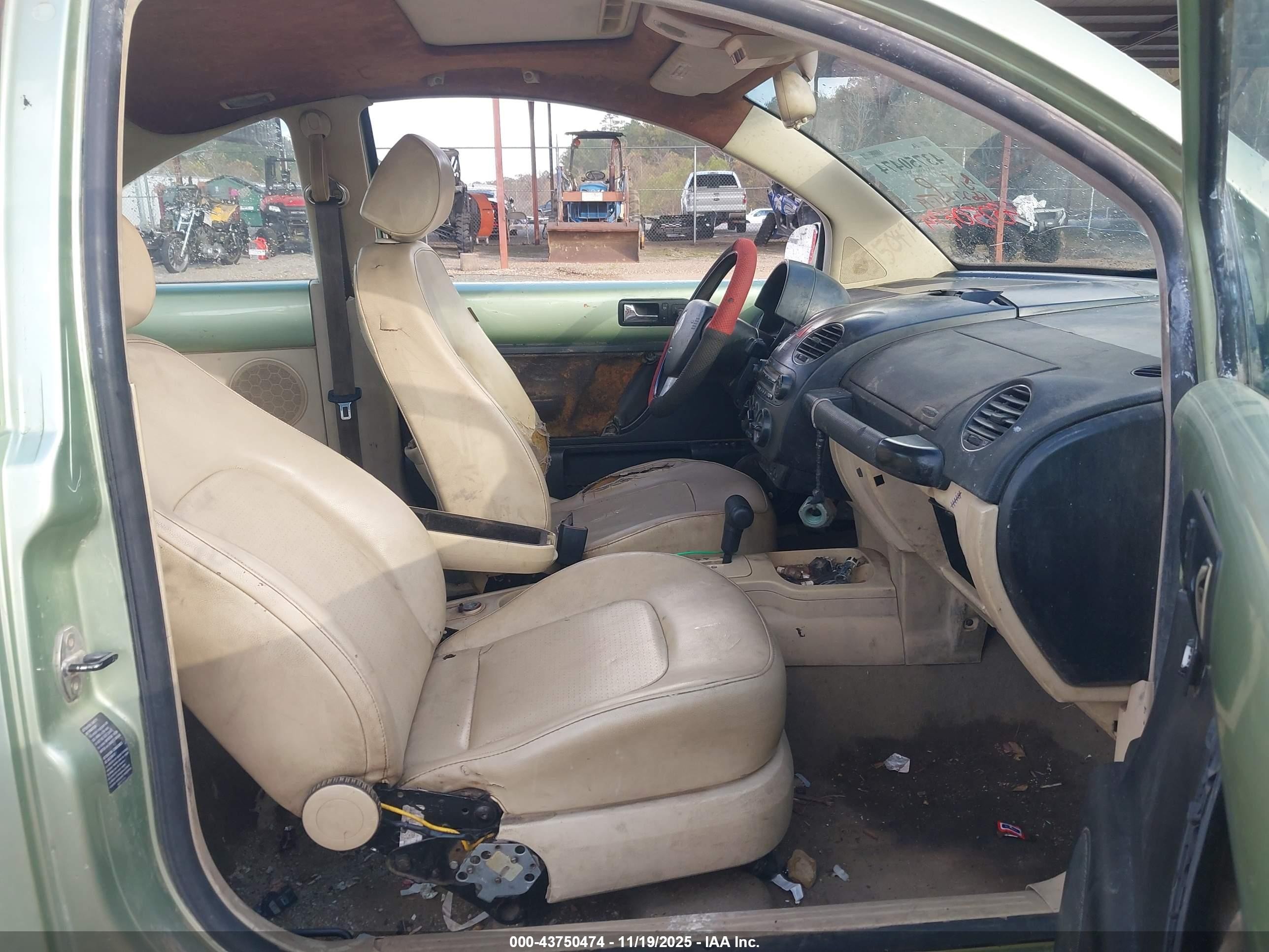 2006 Volkswagen New Beetle 2.5 Green vin: 3VWRW31C16M414861