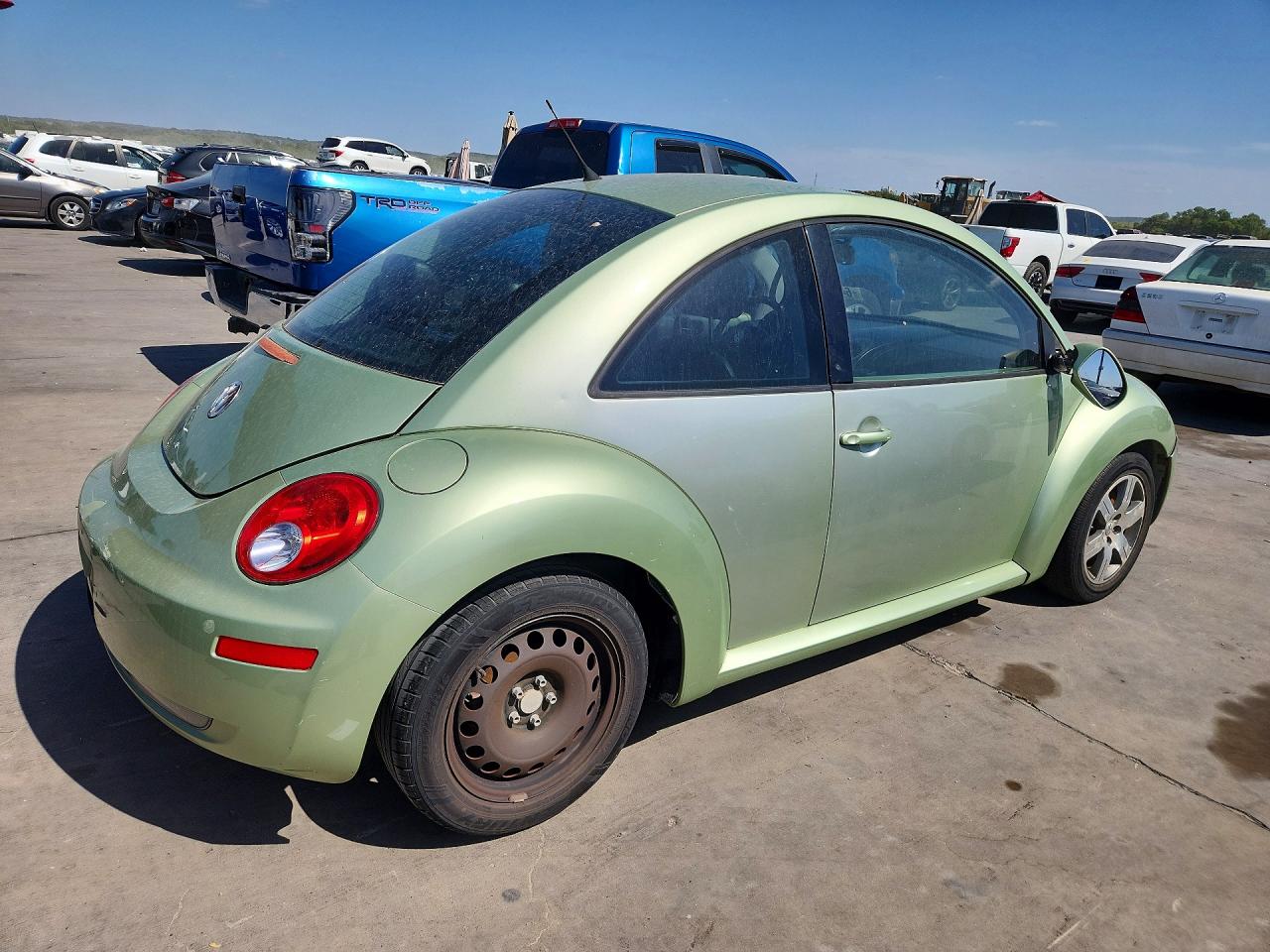 2006 Volkswagen New Beetle 2.5l Option Package 1 Green vin: 3VWRW31C16M415086