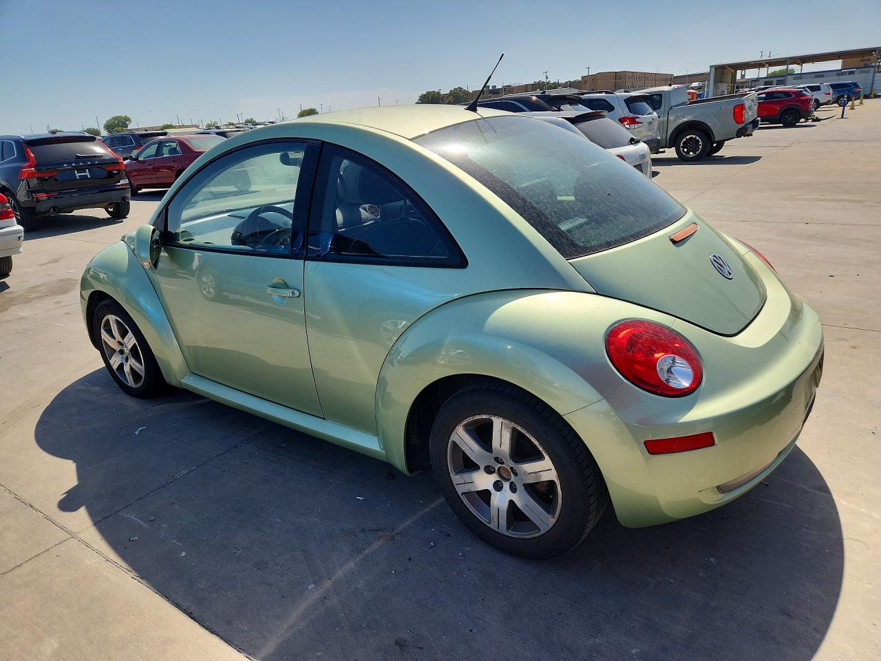 2006 Volkswagen New Beetle 2.5l Option Package 1 Green vin: 3VWRW31C16M415086