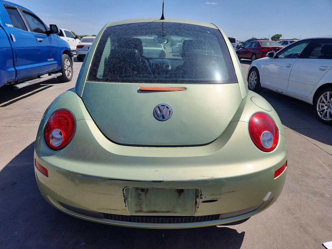 2006 Volkswagen New Beetle 2.5l Option Package 1 Green vin: 3VWRW31C16M415086