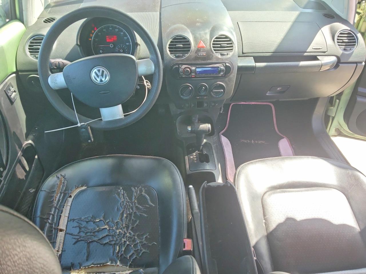 2006 Volkswagen New Beetle 2.5l Option Package 1 Green vin: 3VWRW31C16M415086
