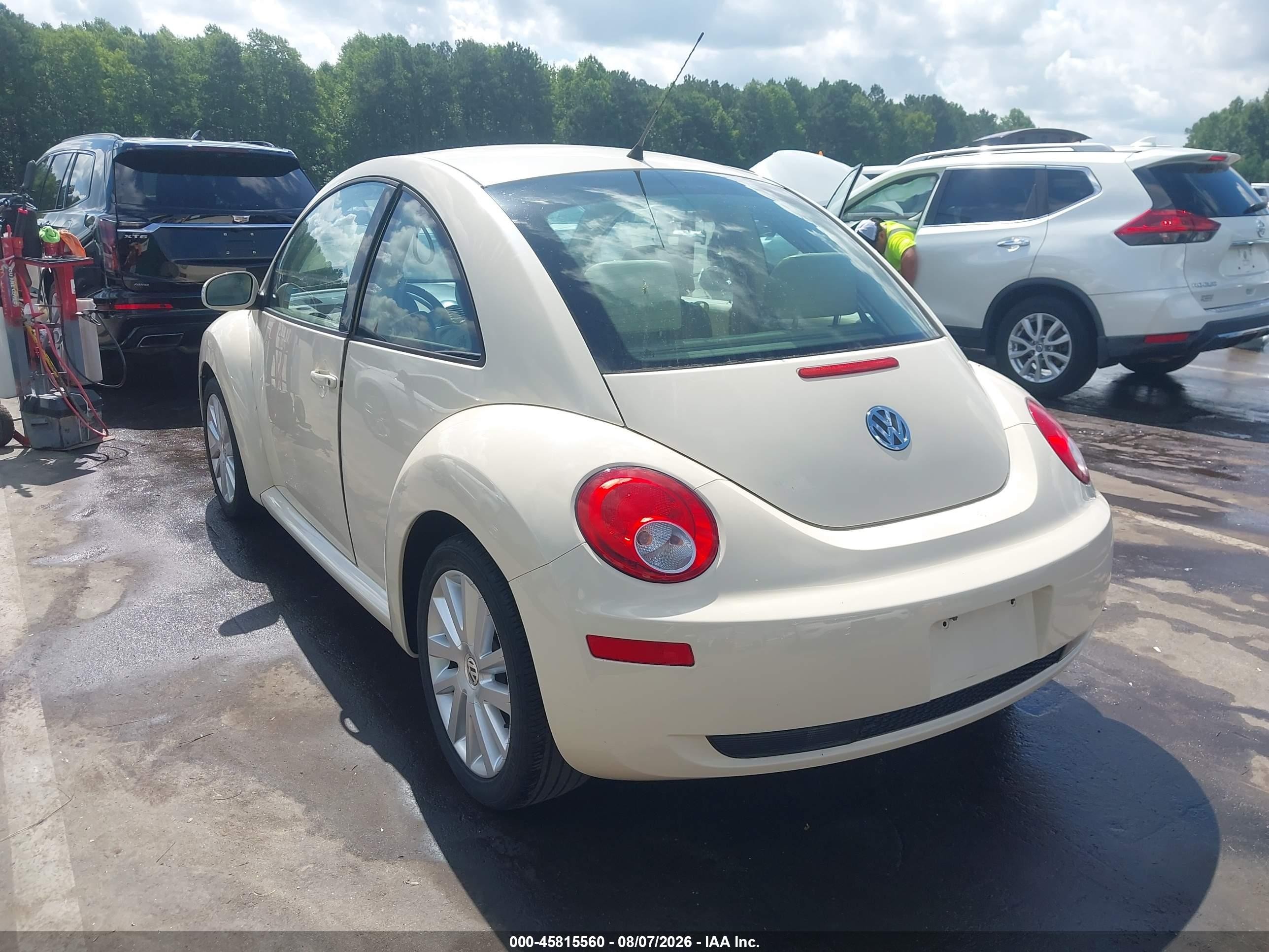 2008 Volkswagen New Beetle Se Cream vin: 3VWRW31C18M522786