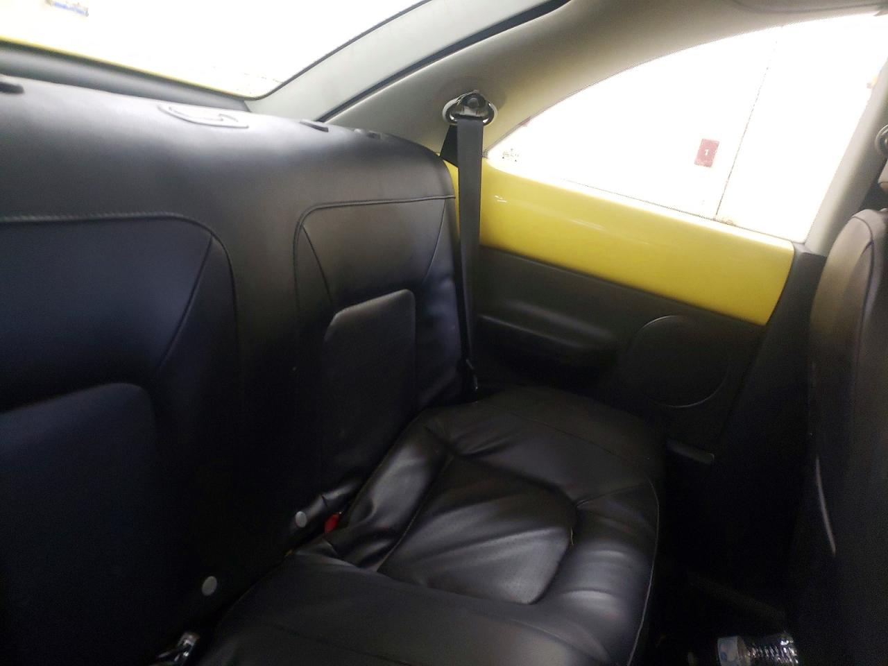 2009 Volkswagen New Beetle S Yellow vin: 3VWRW31C19M511417