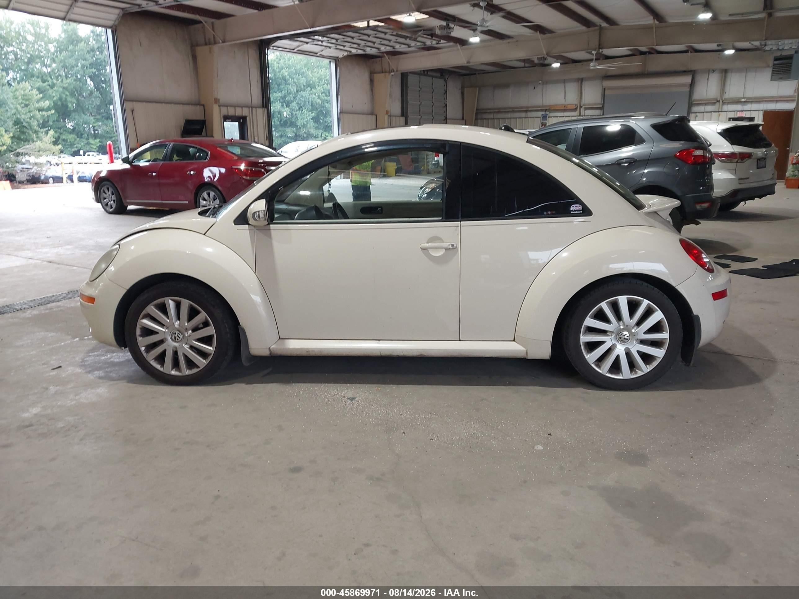 2008 Volkswagen New Beetle S/se Cream vin: 3VWRW31C28M517824