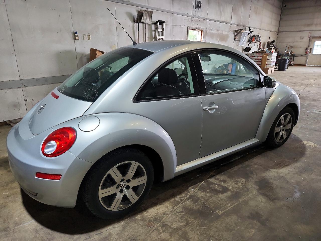 2006 Volkswagen New Beetle 2.5l Option Package 1 Silver vin: 3VWRW31C46M407421
