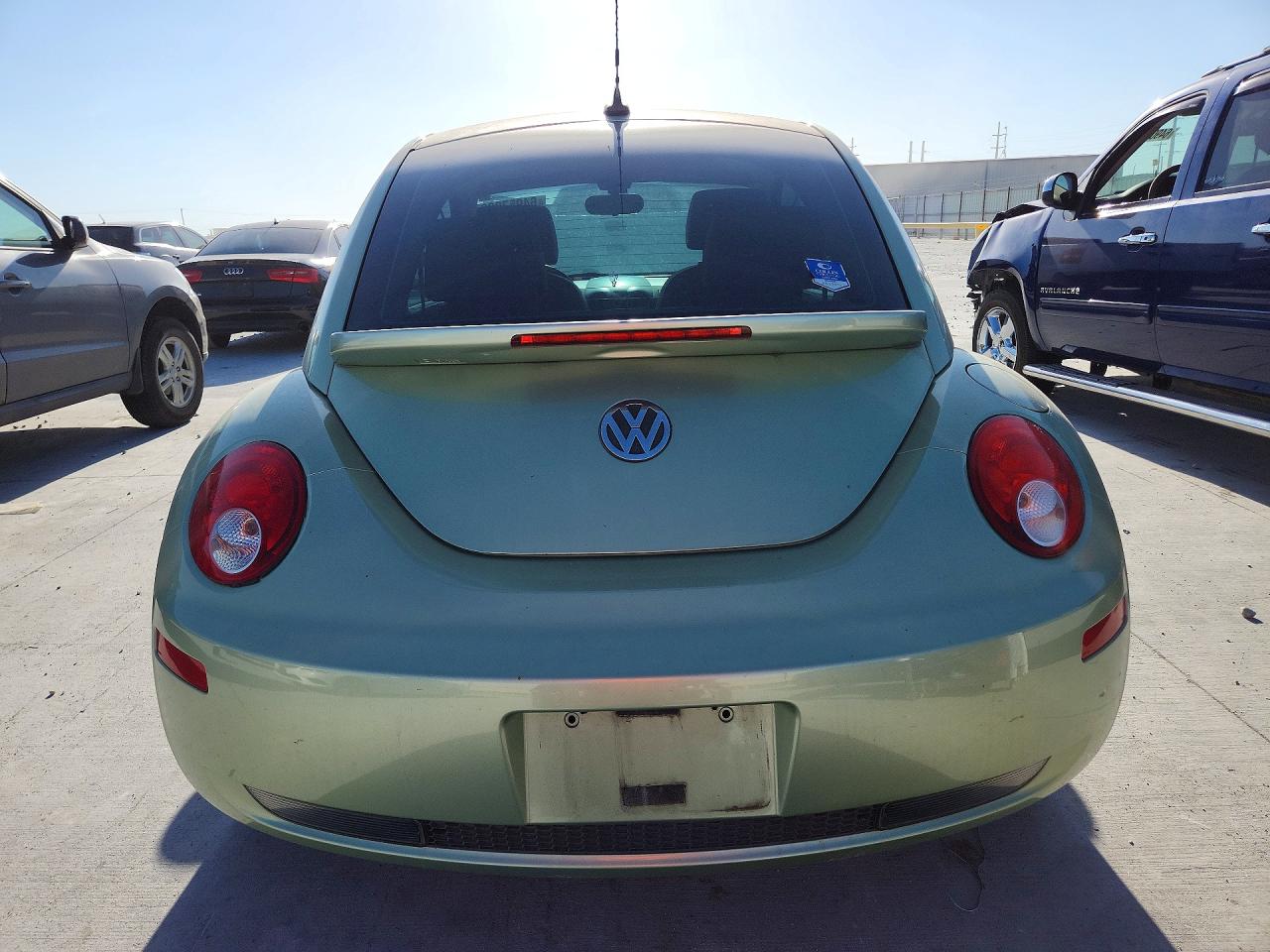 2009 Volkswagen New Beetle S Green vin: 3VWRW31C49M511038
