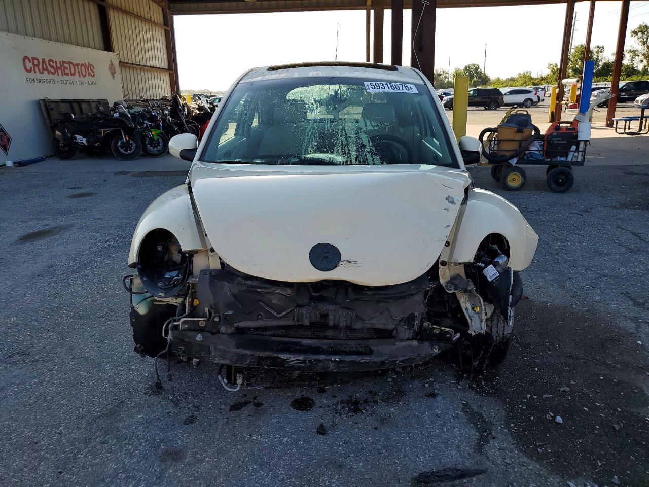 2008 Volkswagen New Beetle S Beige vin: 3VWRW31C68M500301