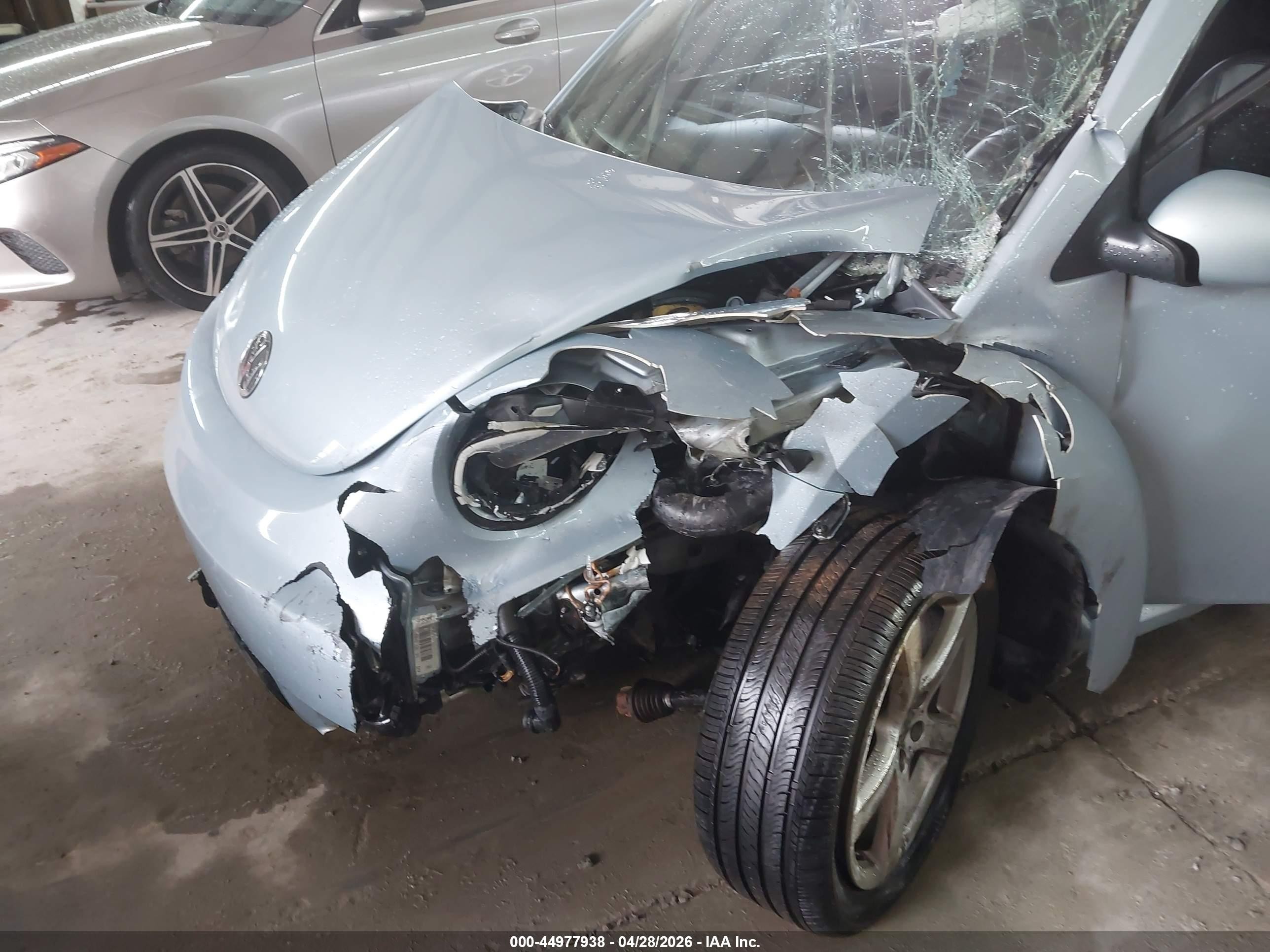 2009 Volkswagen New Beetle 2.5l Light Blue vin: 3VWRW31C69M506293