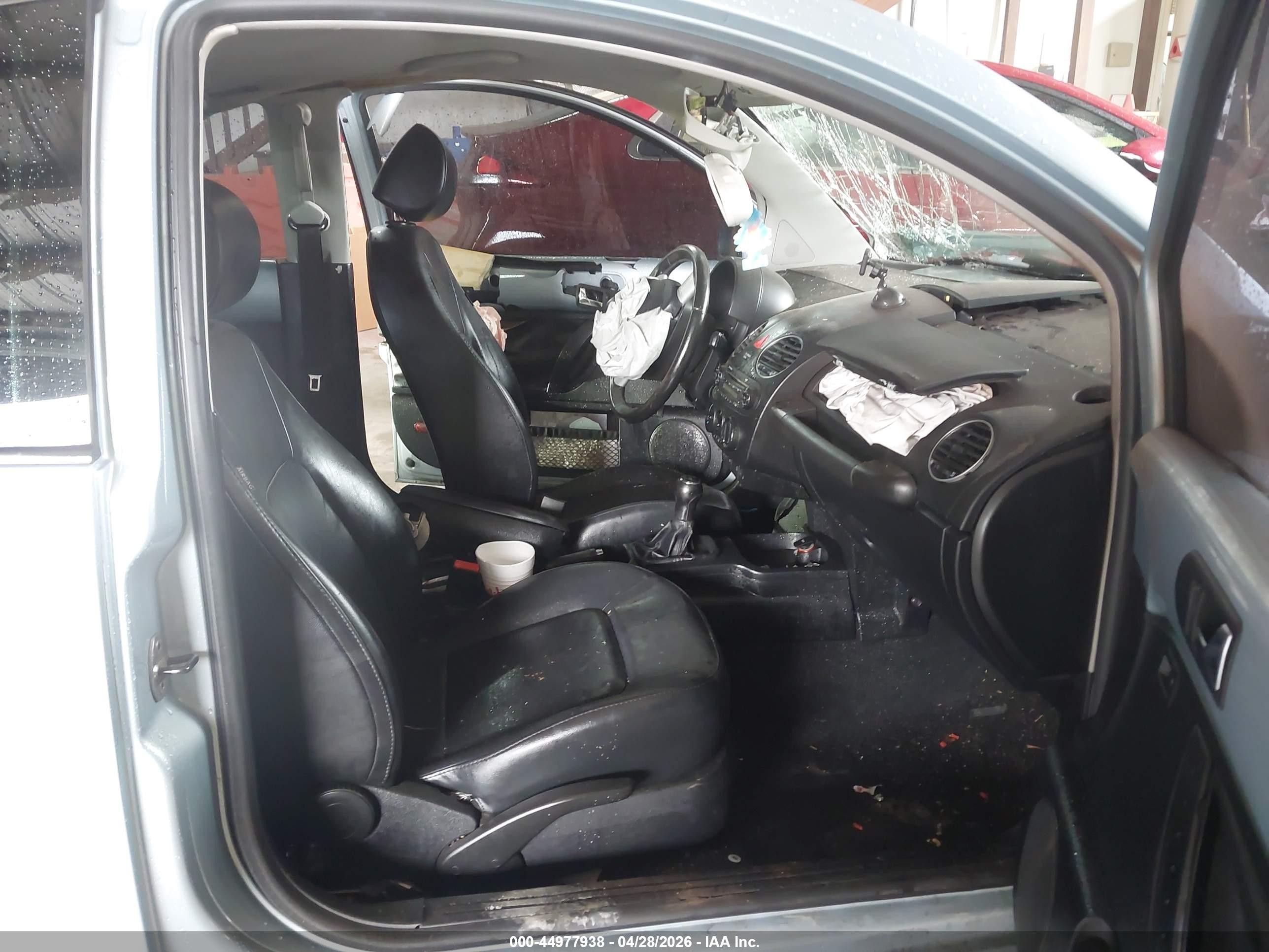2009 Volkswagen New Beetle 2.5l Light Blue vin: 3VWRW31C69M506293