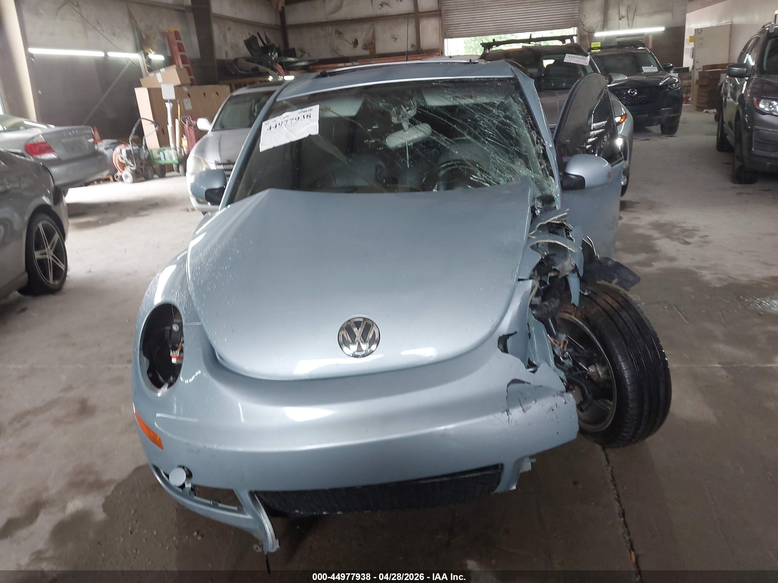2009 Volkswagen New Beetle 2.5l Light Blue vin: 3VWRW31C69M506293