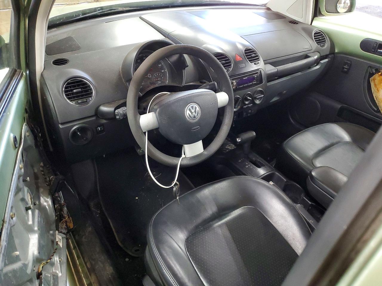 2006 Volkswagen New Beetle 2.5l Option Package 1 Green vin: 3VWRW31C76M411320